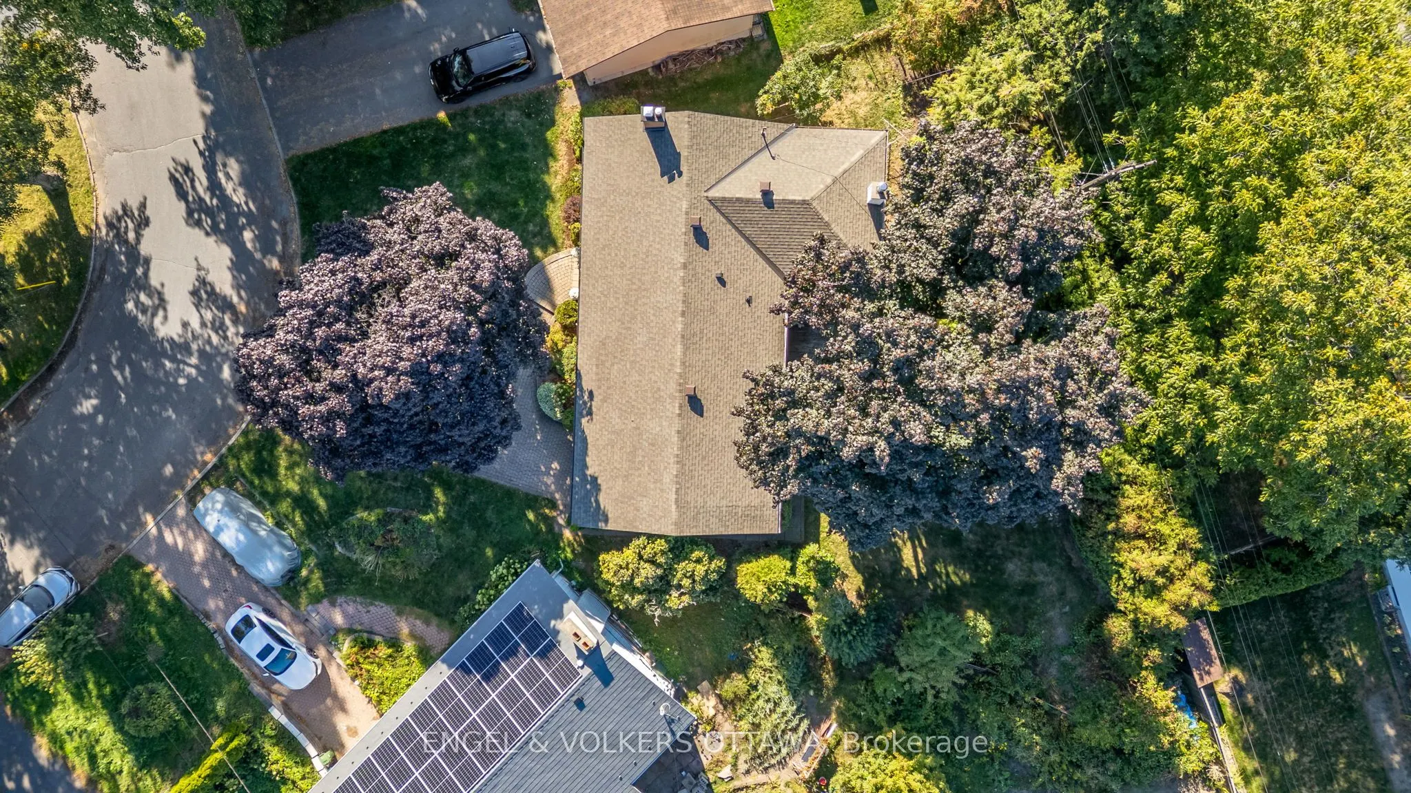 609 Blanchard Crescent