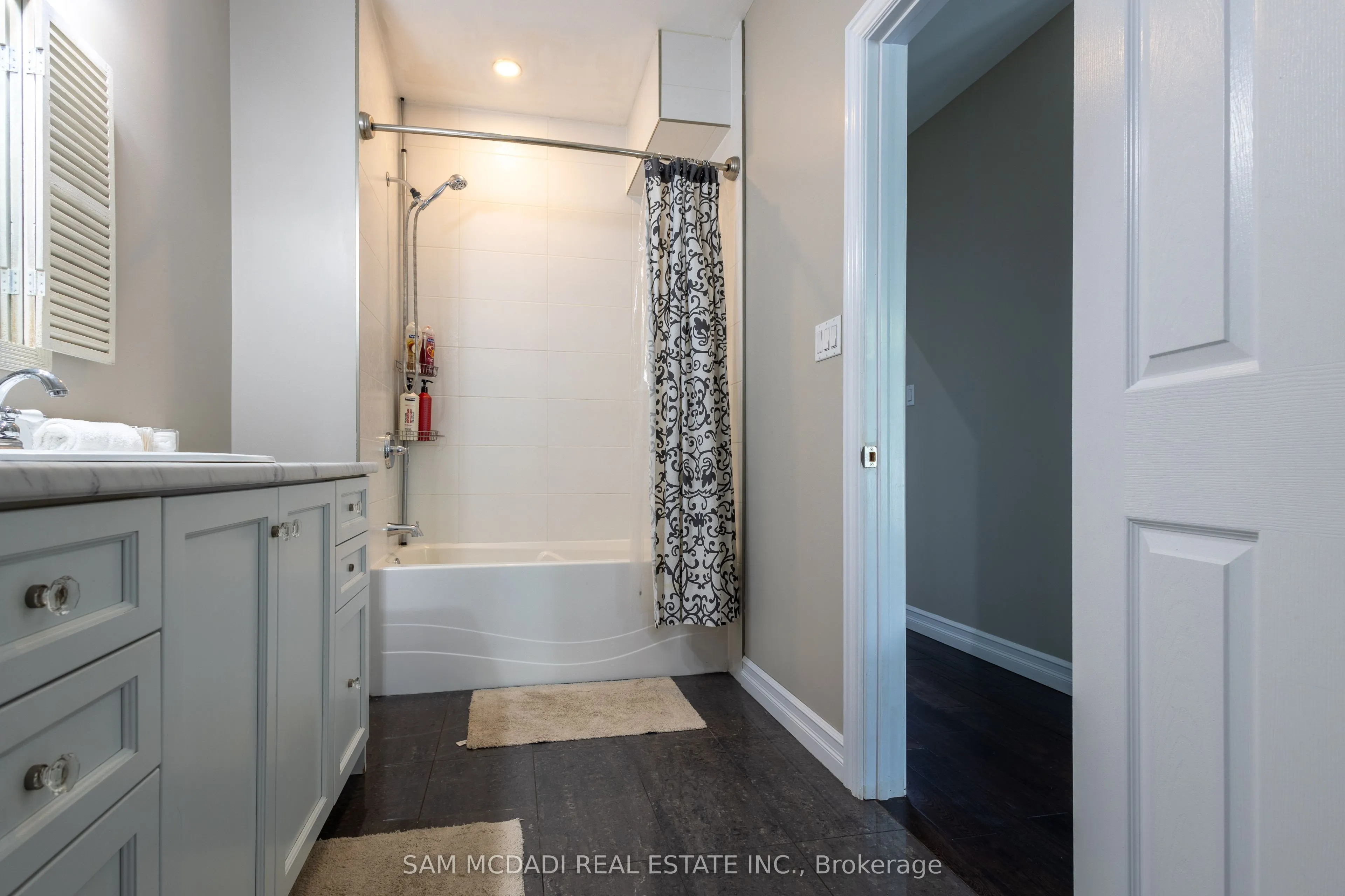 187 Beach Boulevard