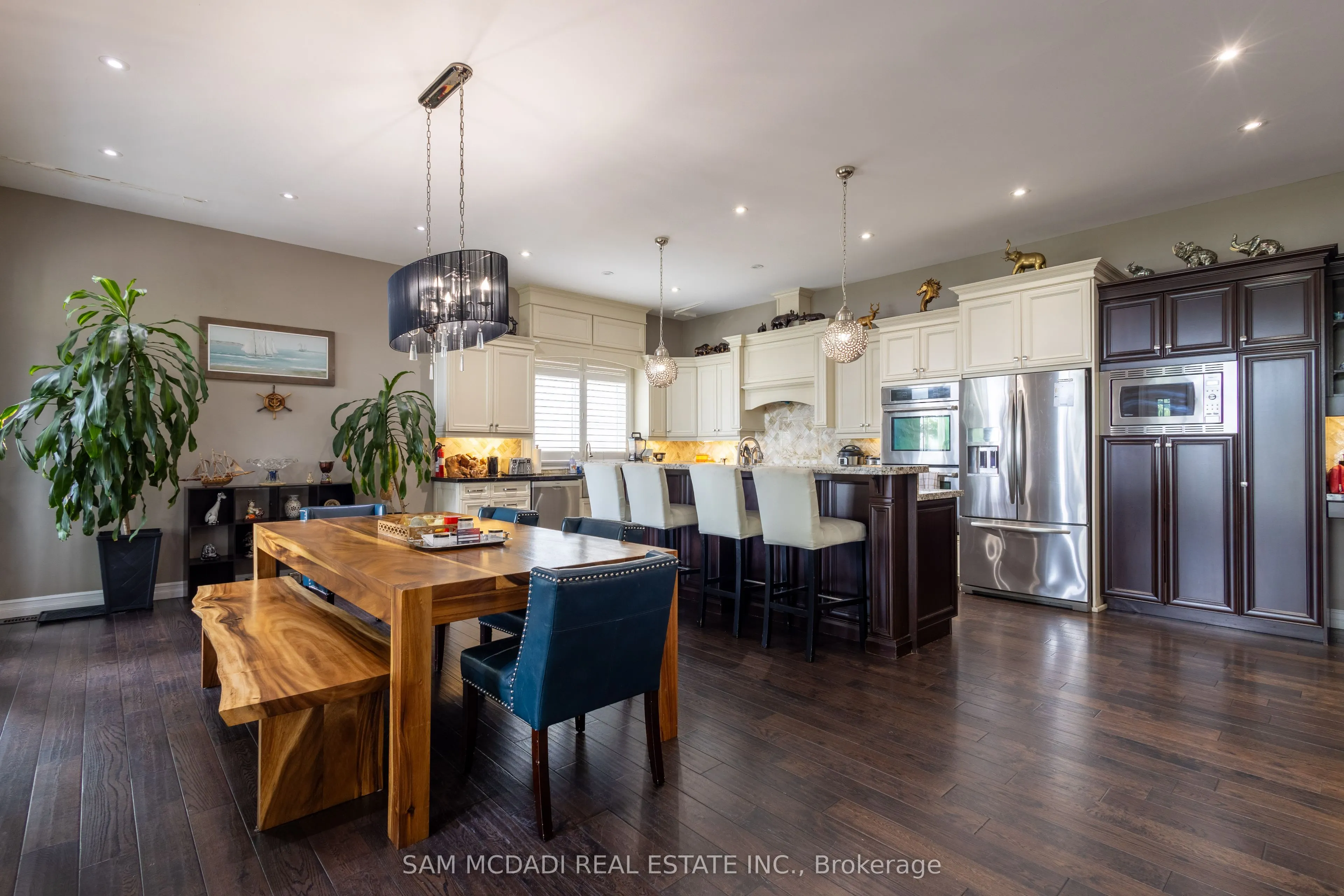 187 Beach Boulevard