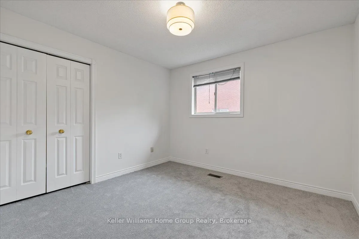98 Hume Drive