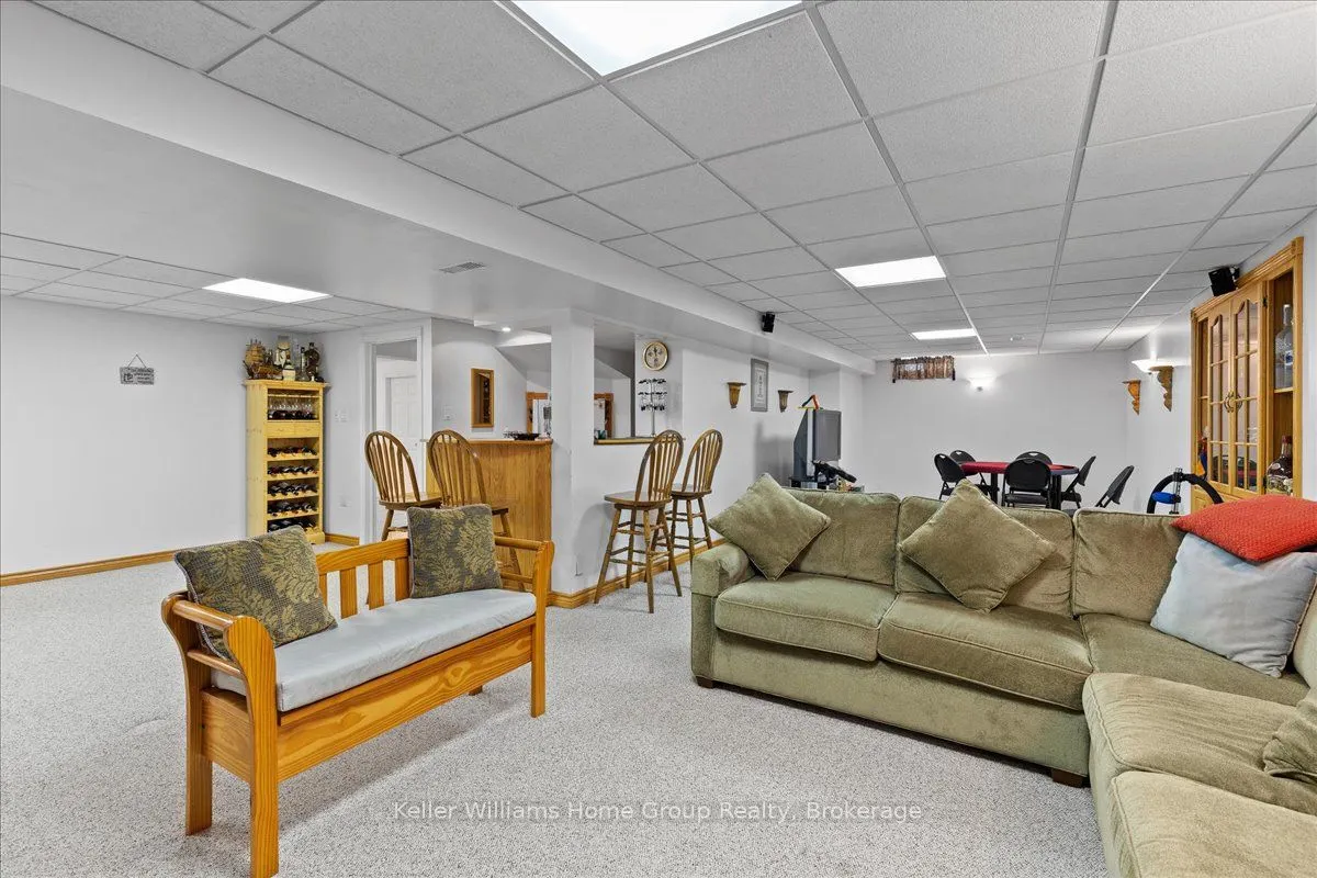 98 Hume Drive
