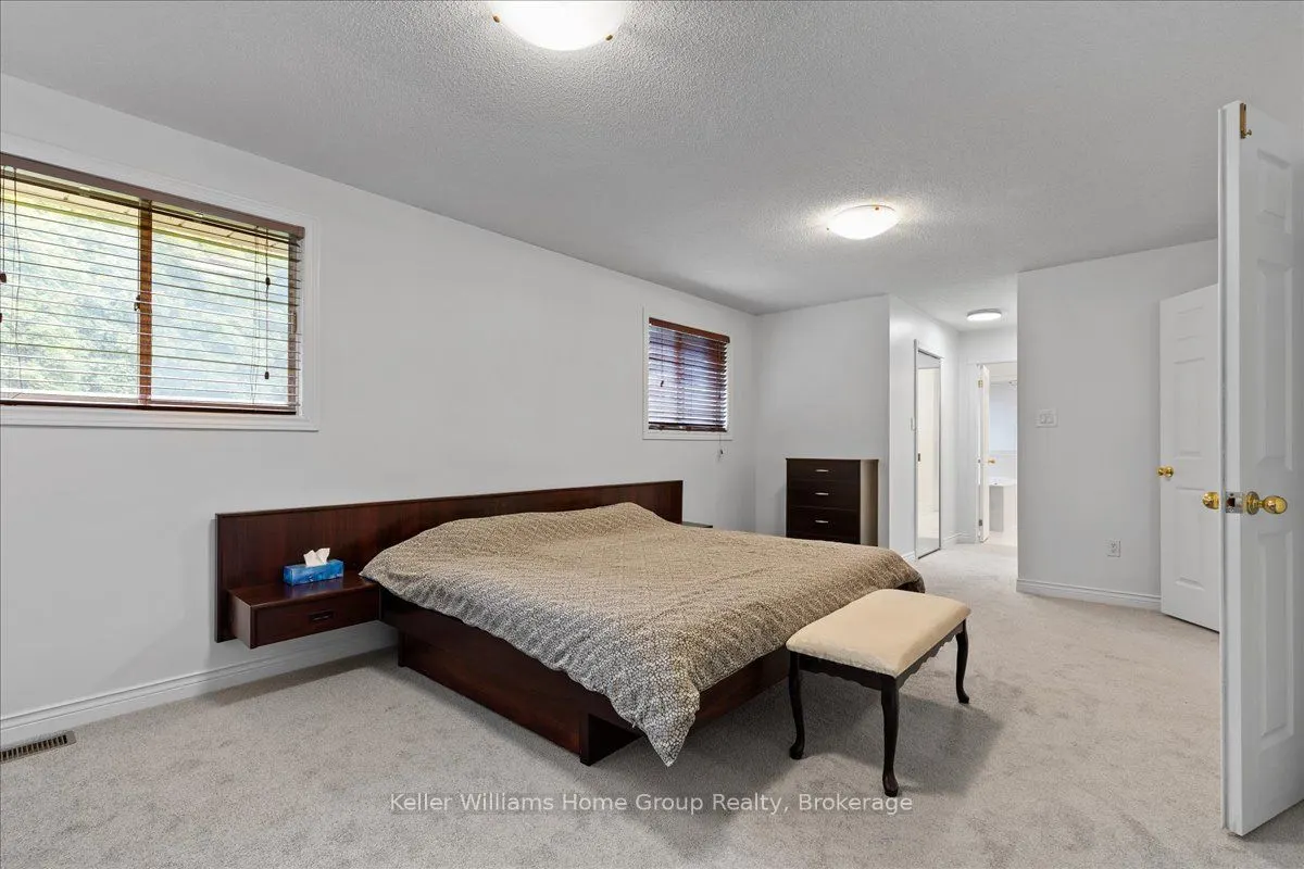 98 Hume Drive