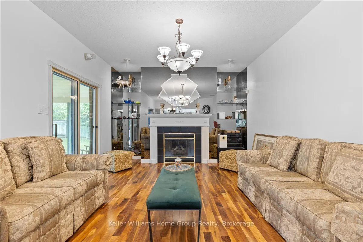 98 Hume Drive