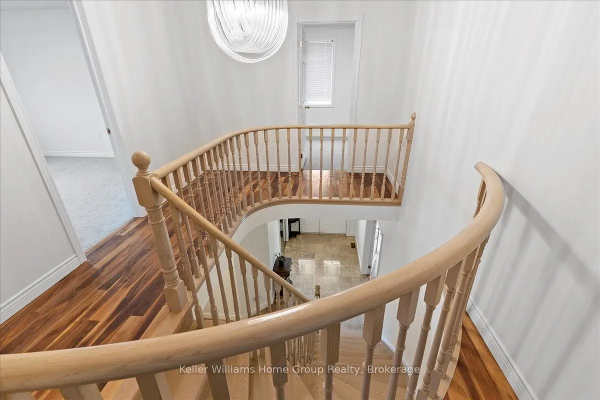 98 Hume Drive