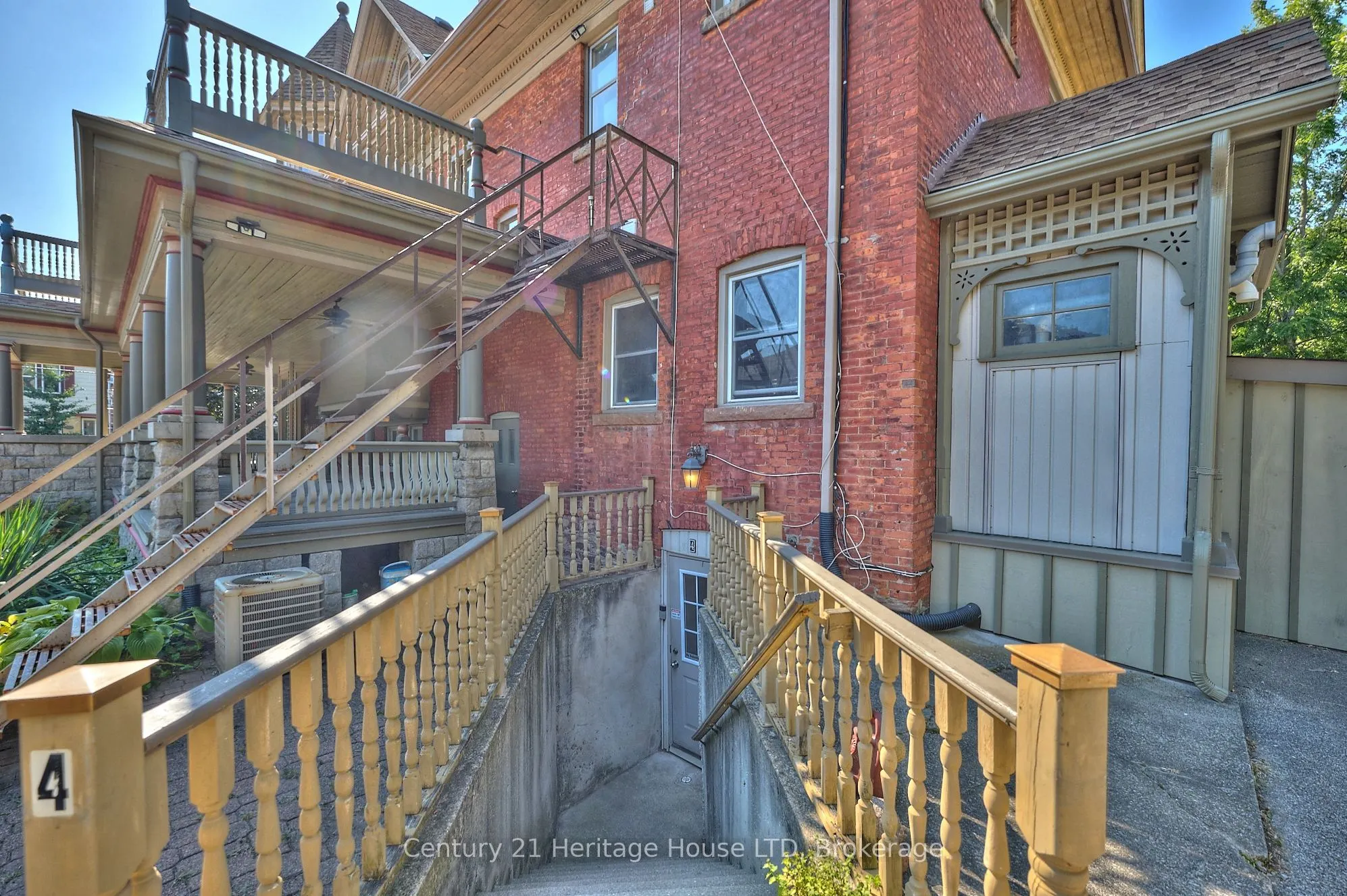 8 Montebello Place