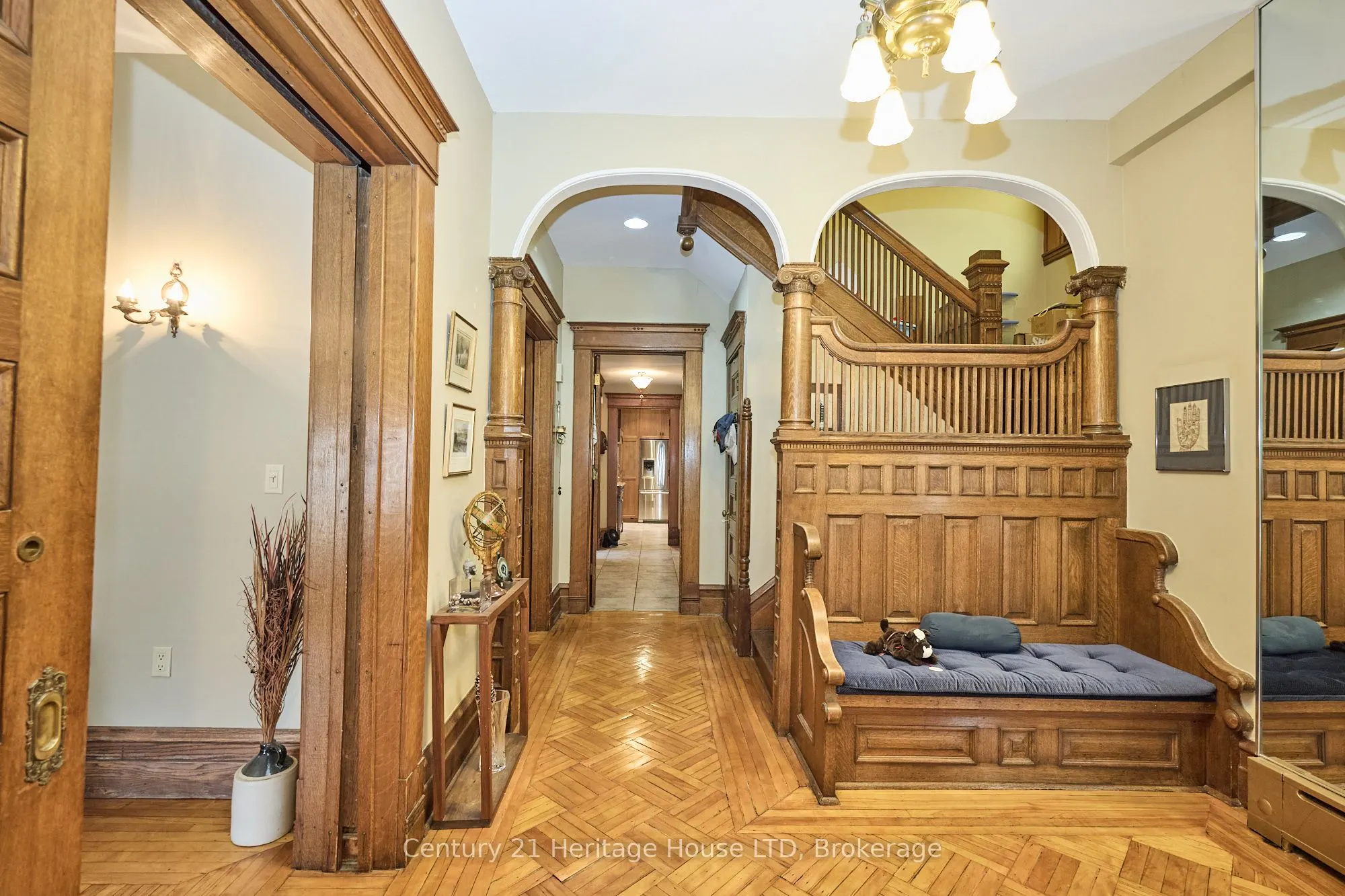 8 Montebello Place