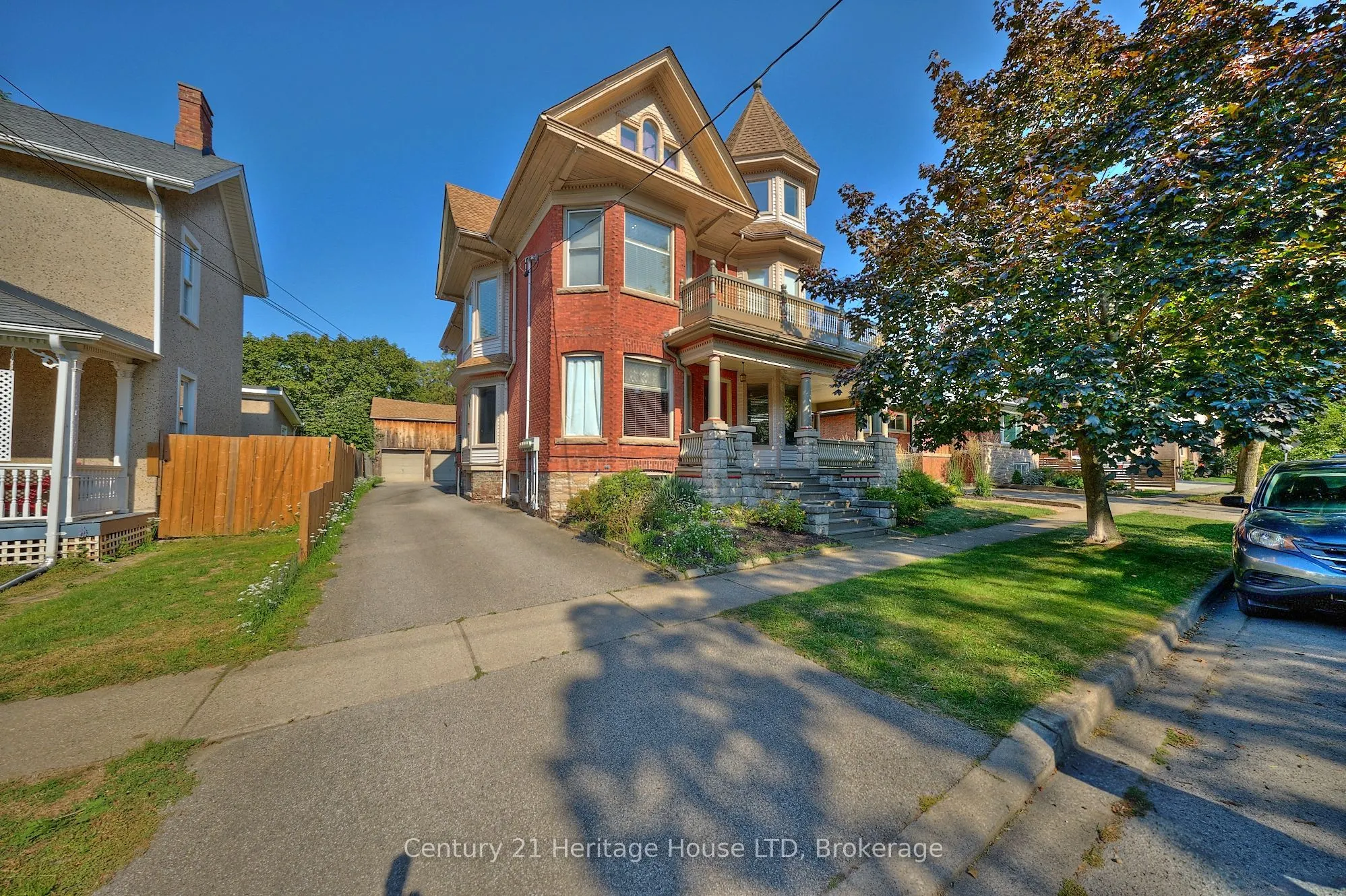 8 Montebello Place