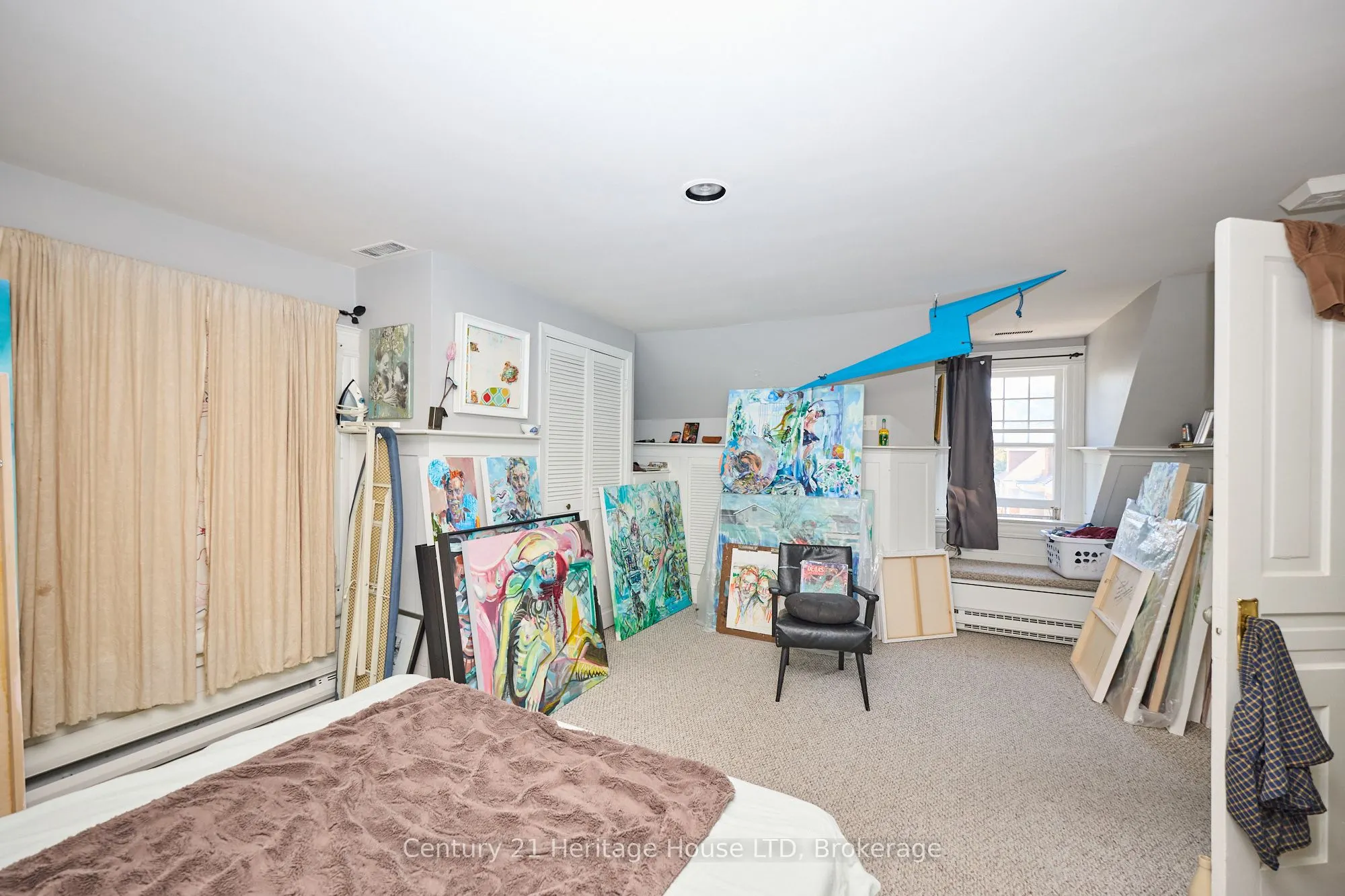 8 Montebello Place
