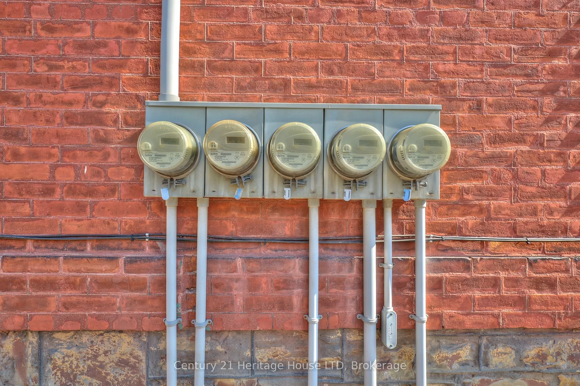 8 Montebello Place