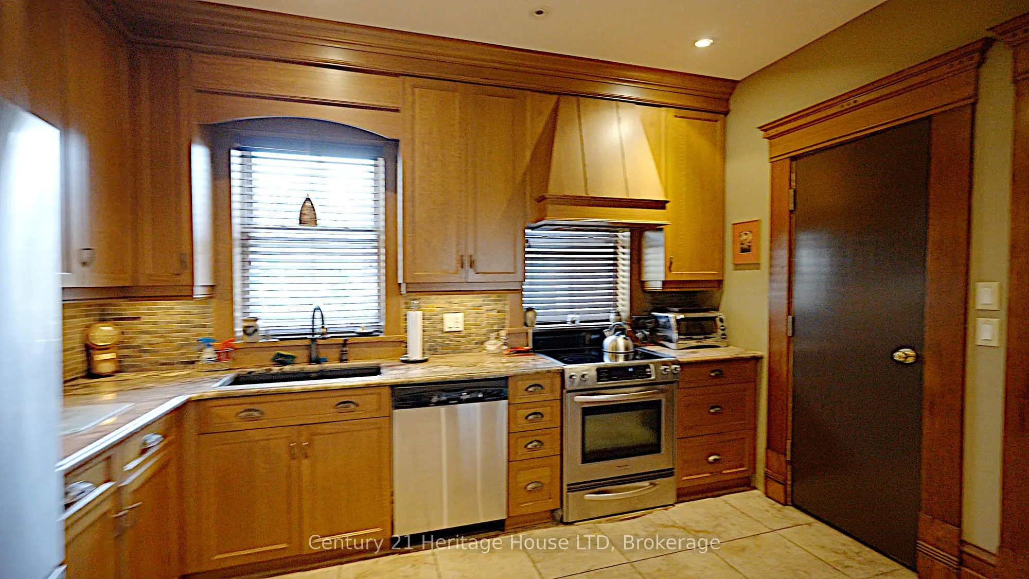 8 Montebello Place