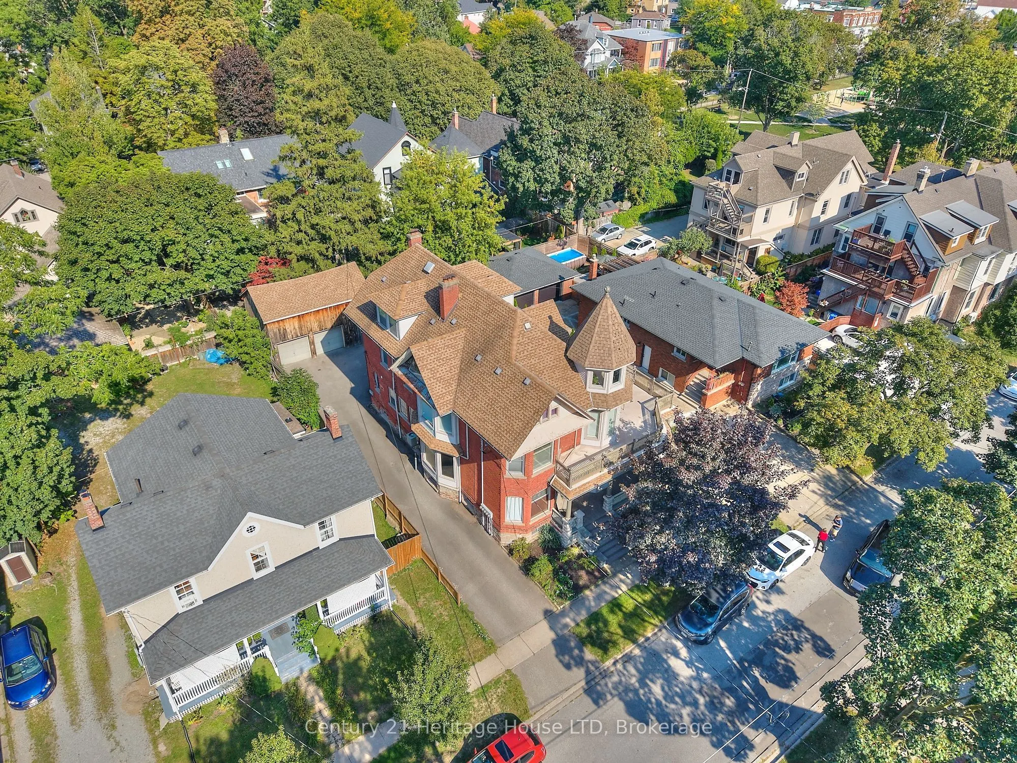 8 Montebello Place