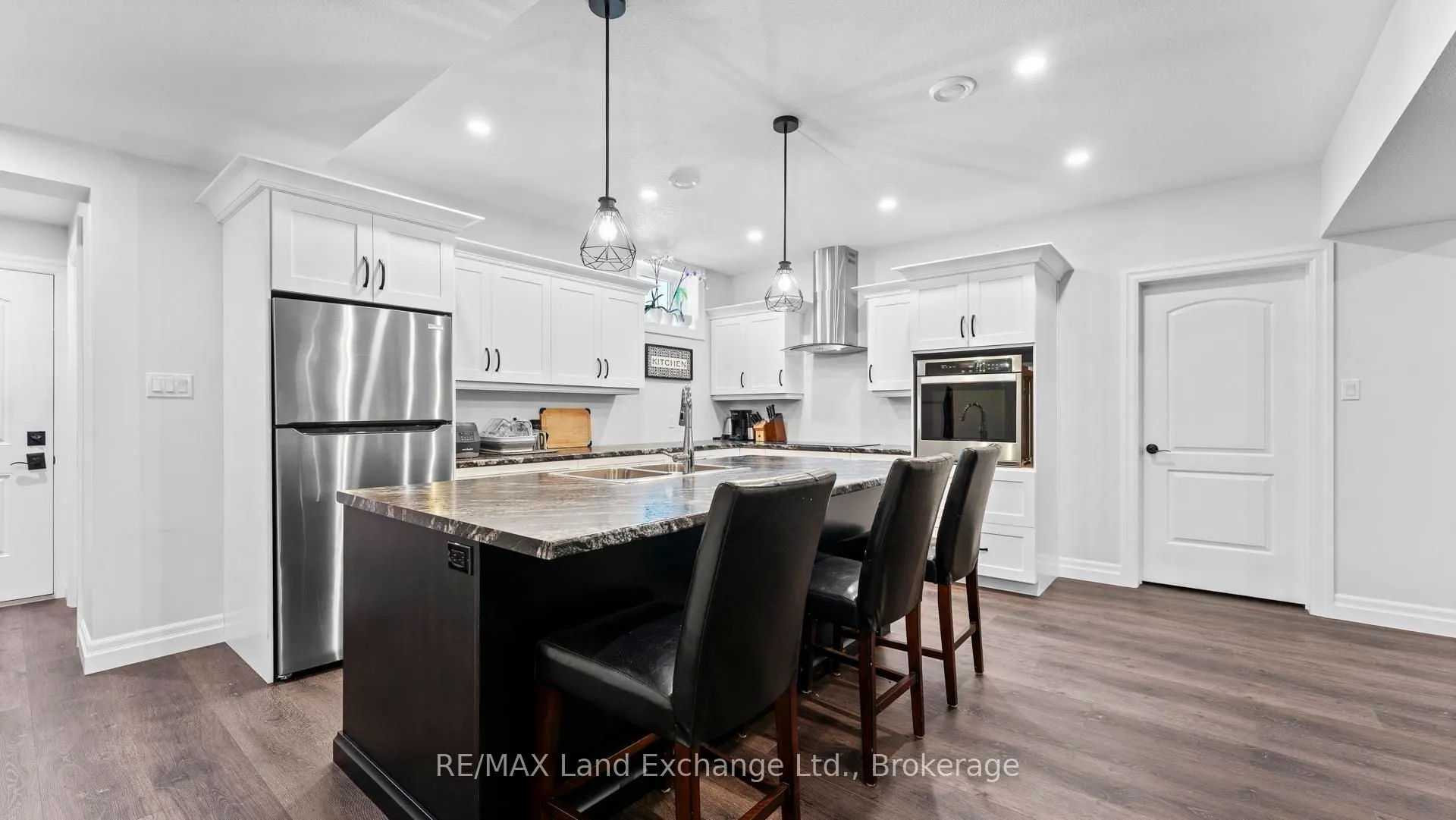 939 Bogdanovic Way
