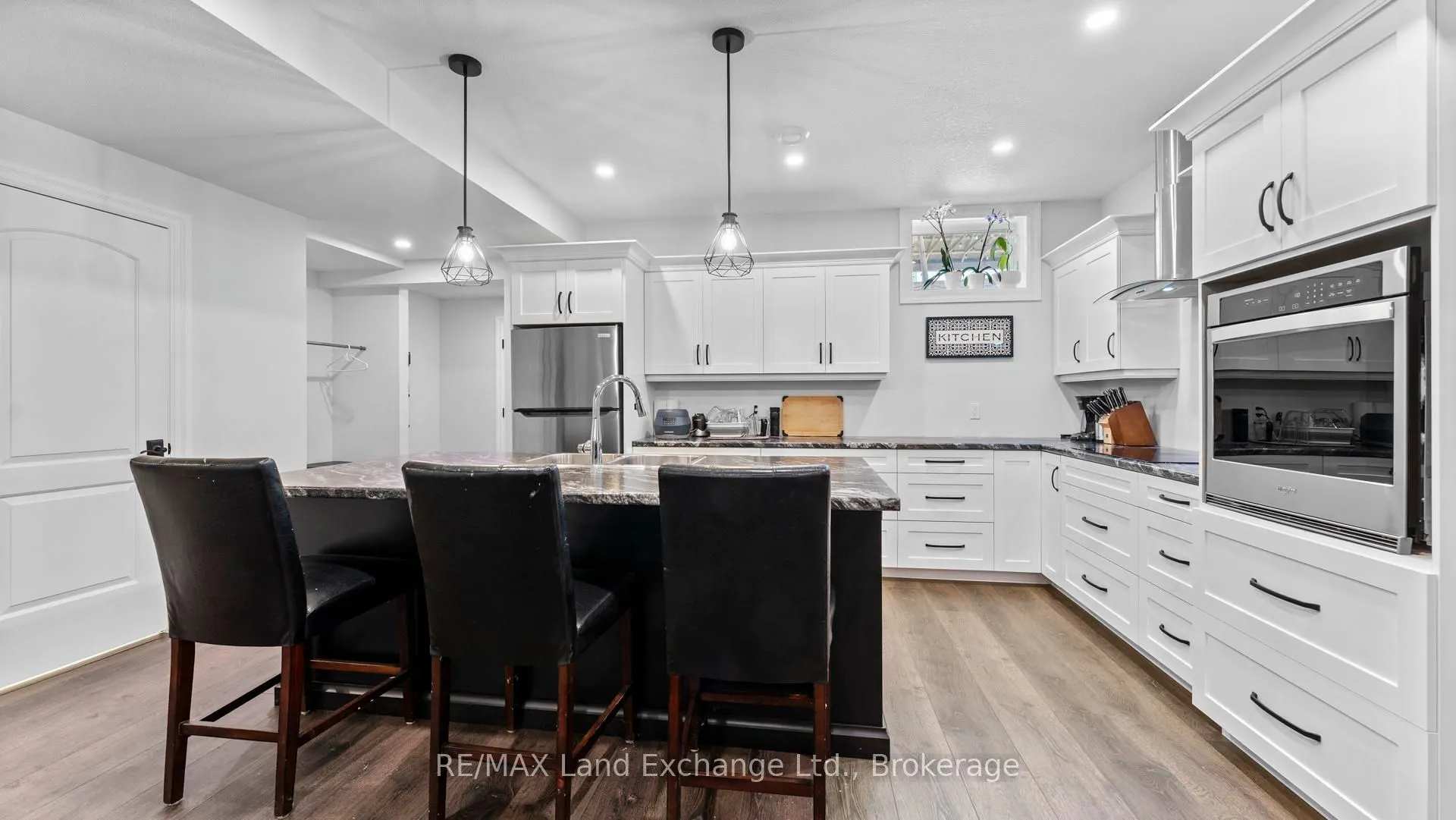 939 Bogdanovic Way