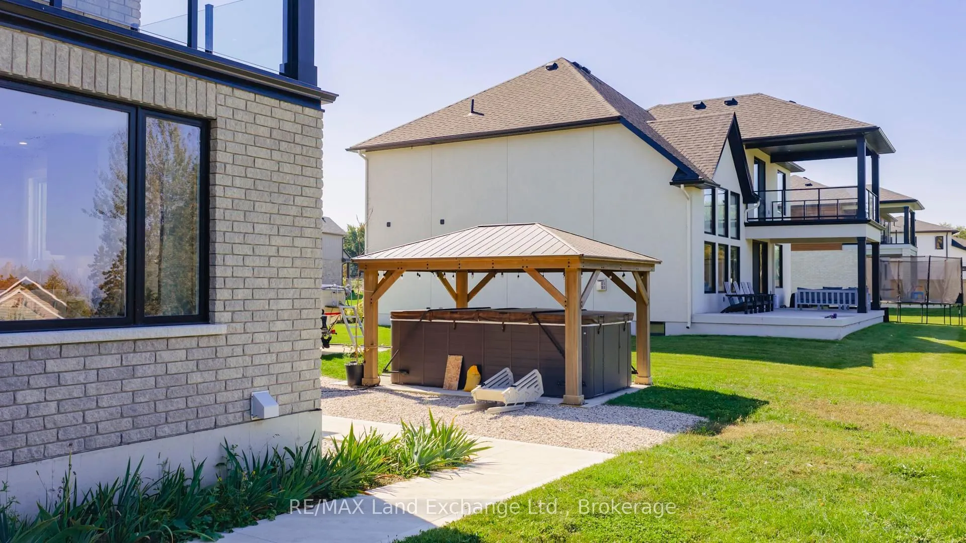 939 Bogdanovic Way