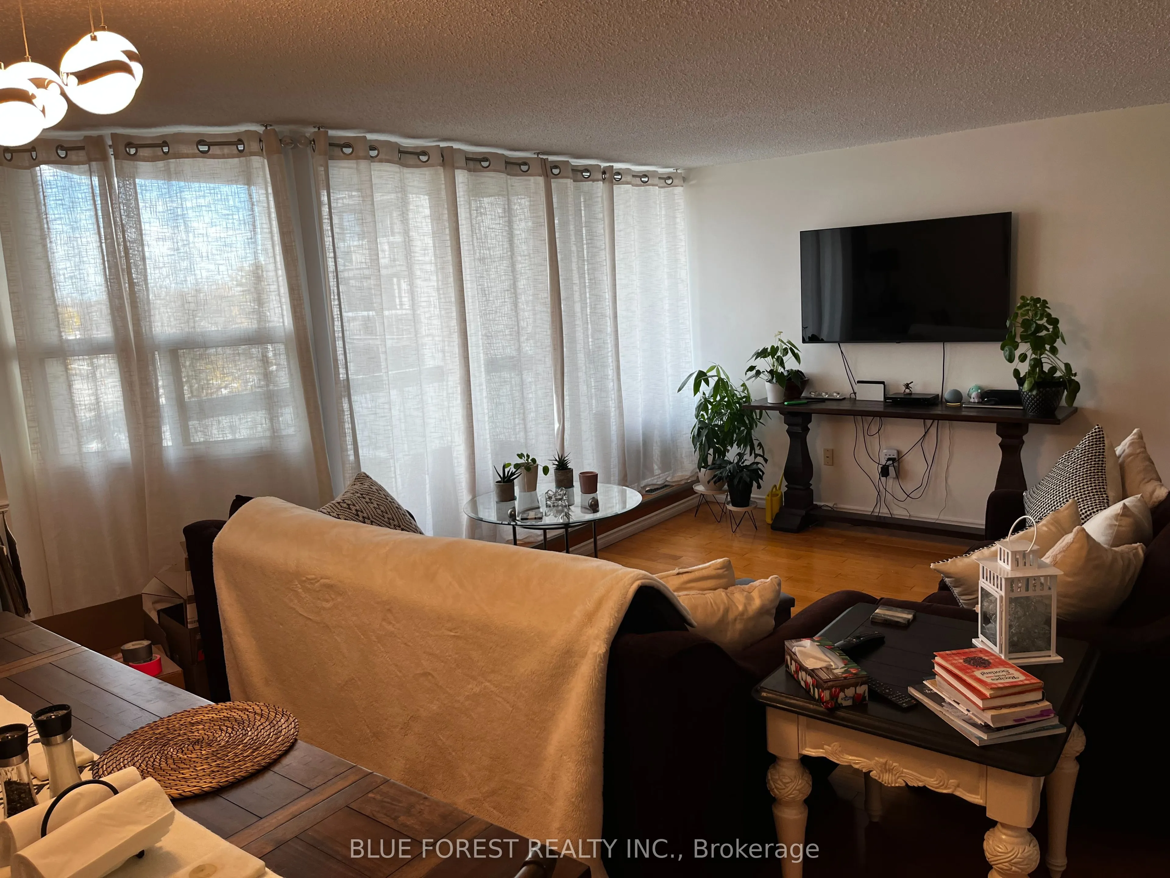 363 Colborne Street, #404