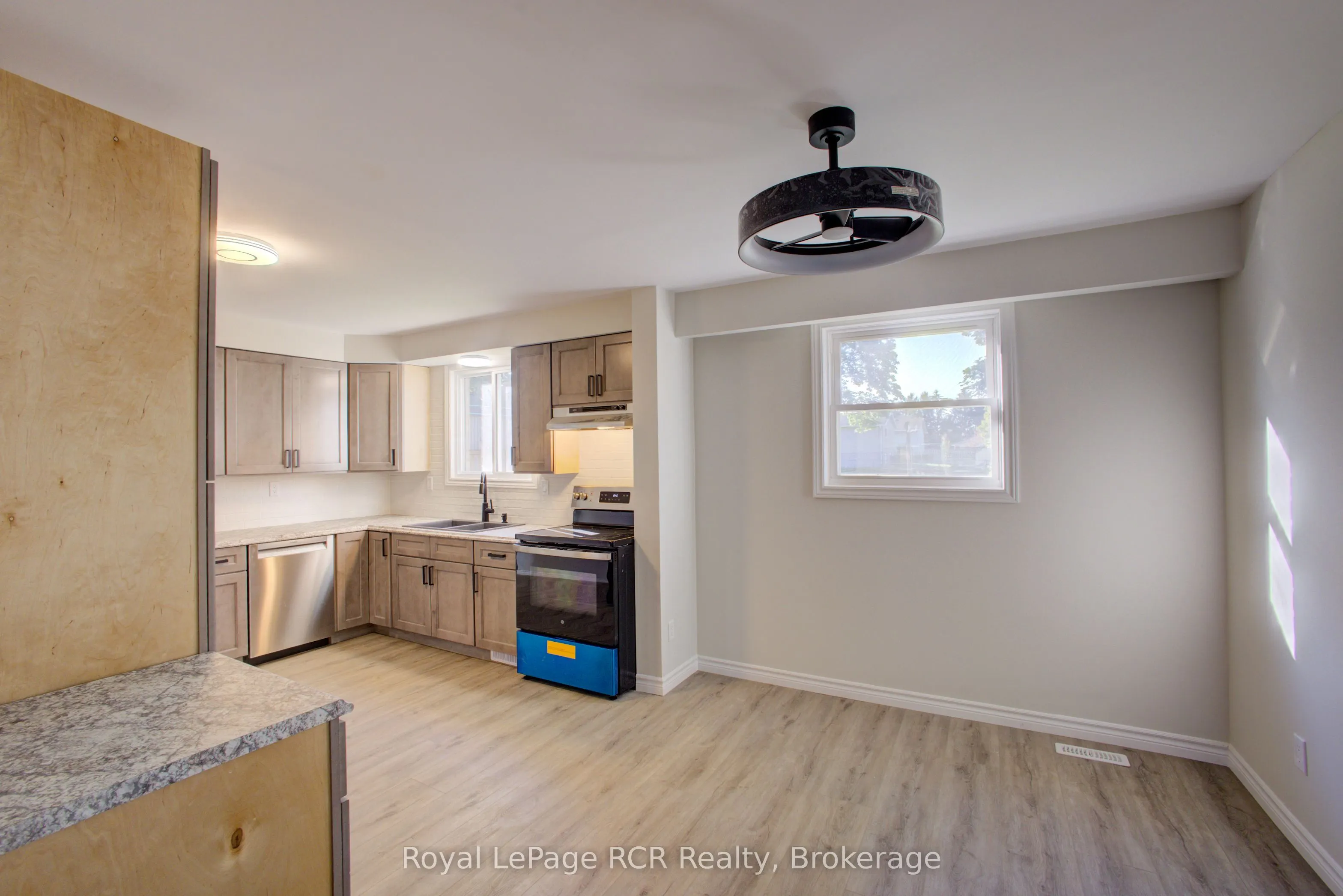 4 Bellefield Crescent