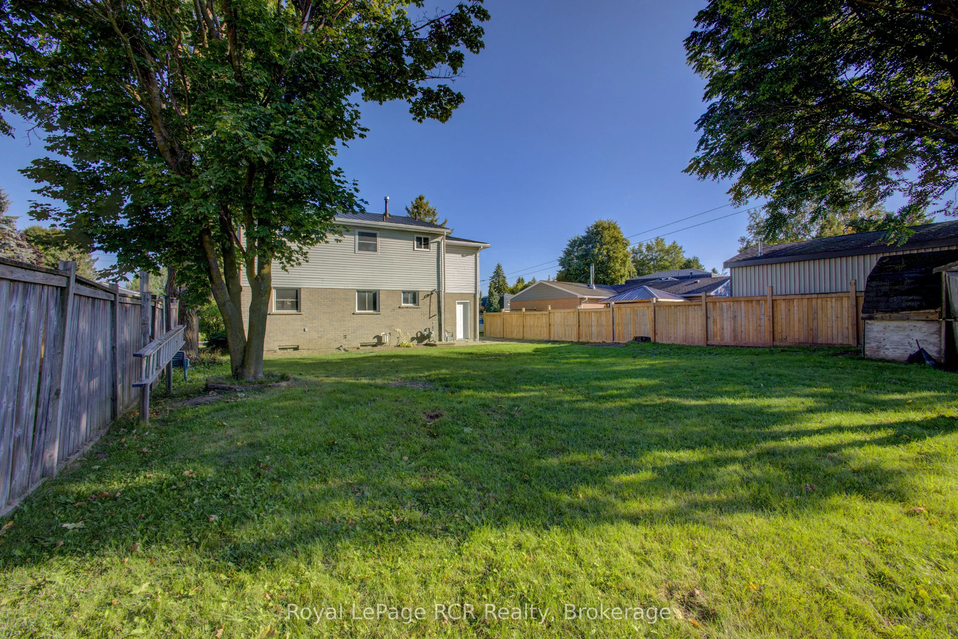 4 Bellefield Crescent