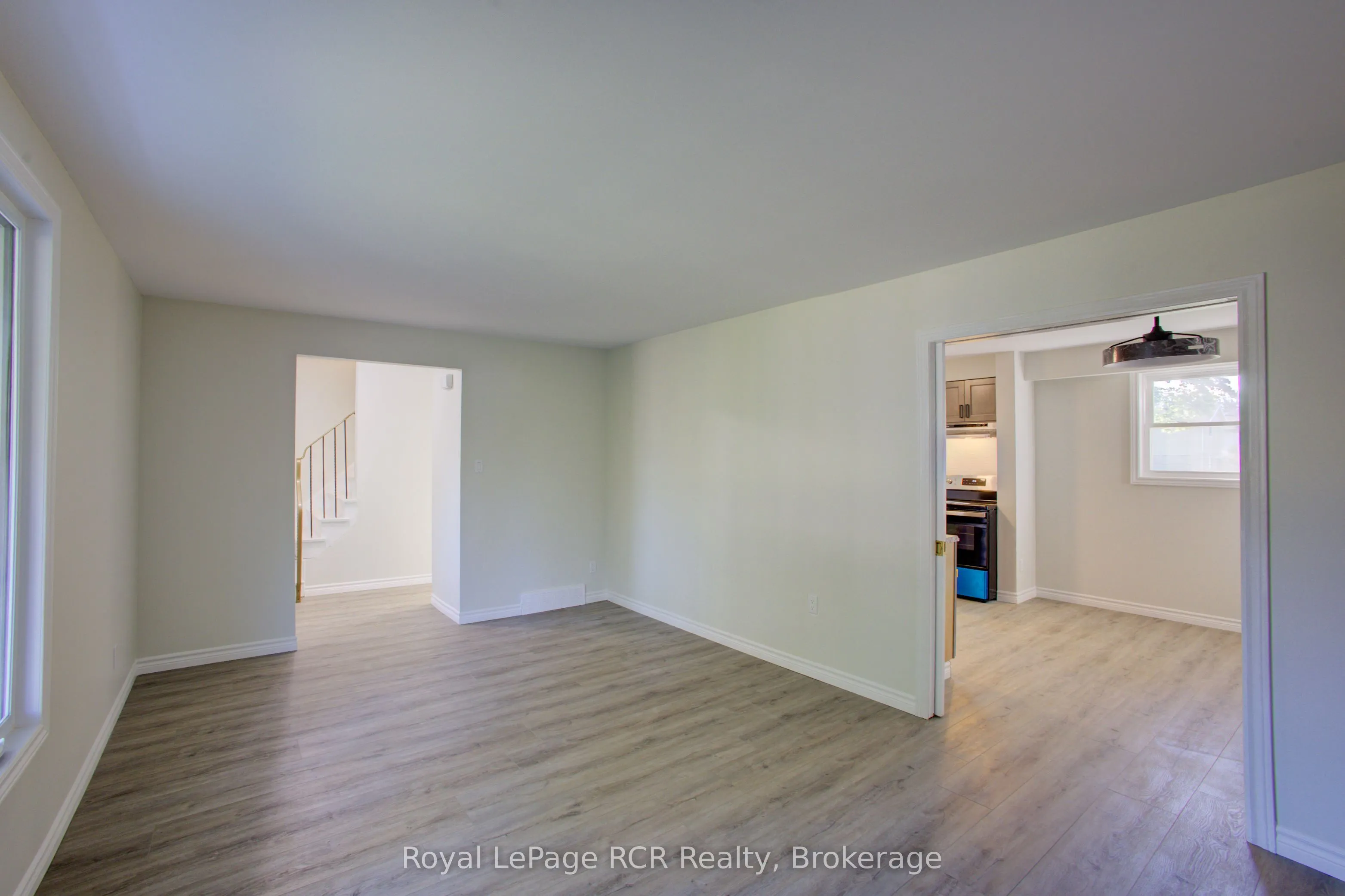 4 Bellefield Crescent