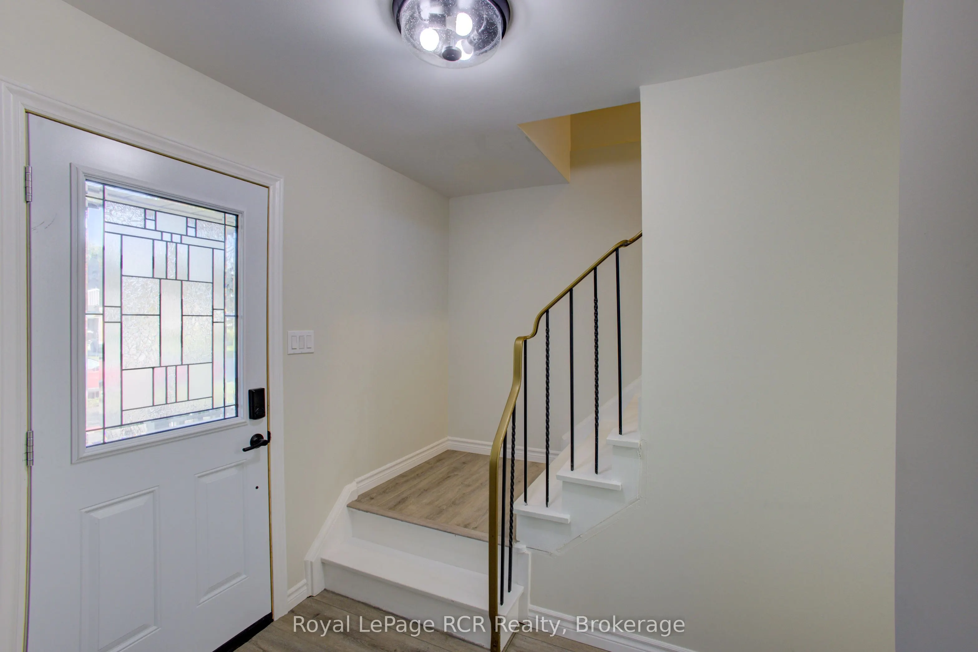 4 Bellefield Crescent