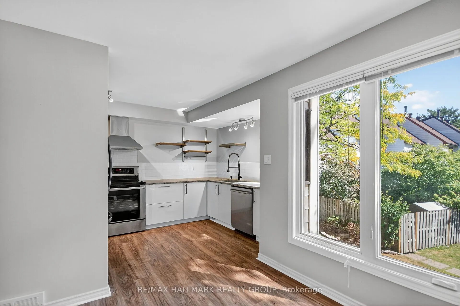 3350 Southgate Road, #15