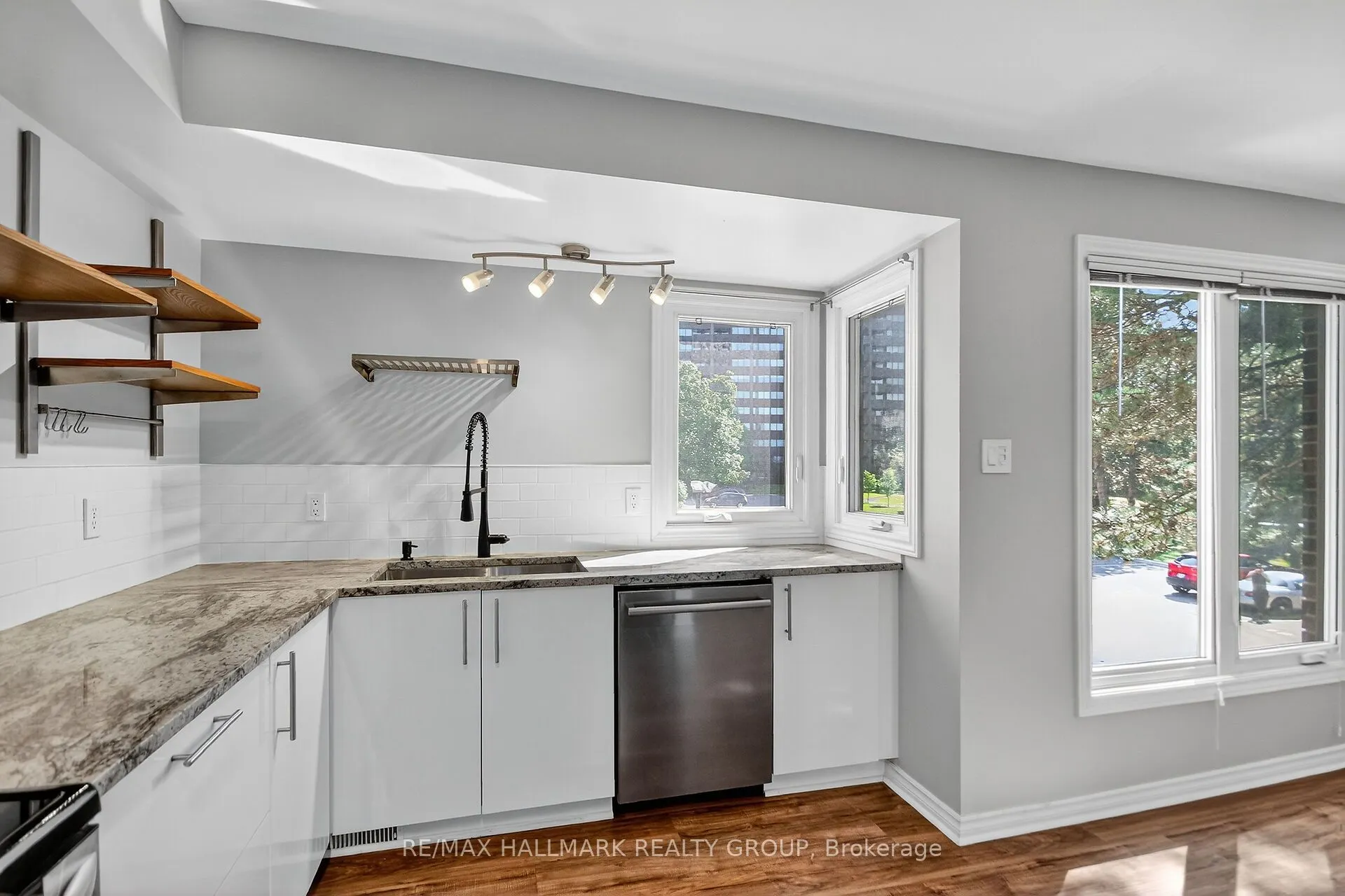 3350 Southgate Road, #15