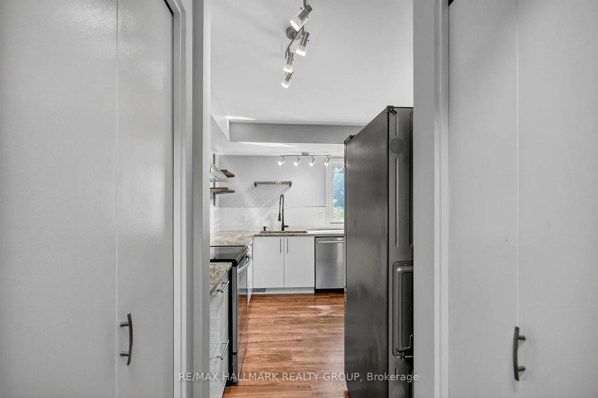 3350 Southgate Road, #15