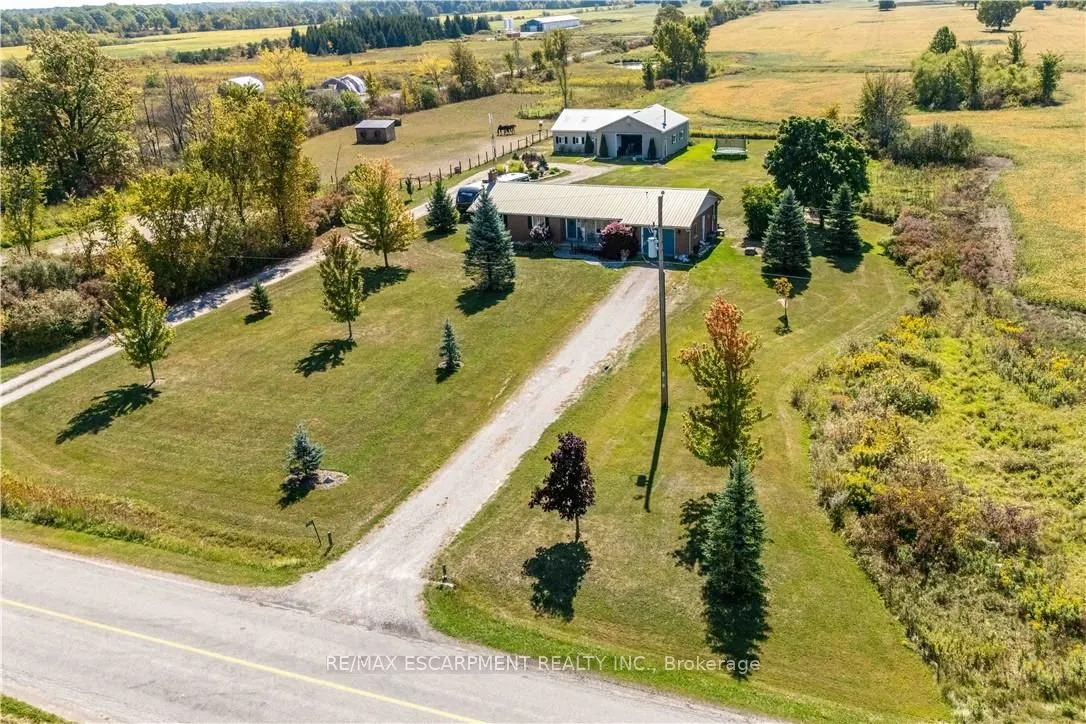 558 Indiana Road E