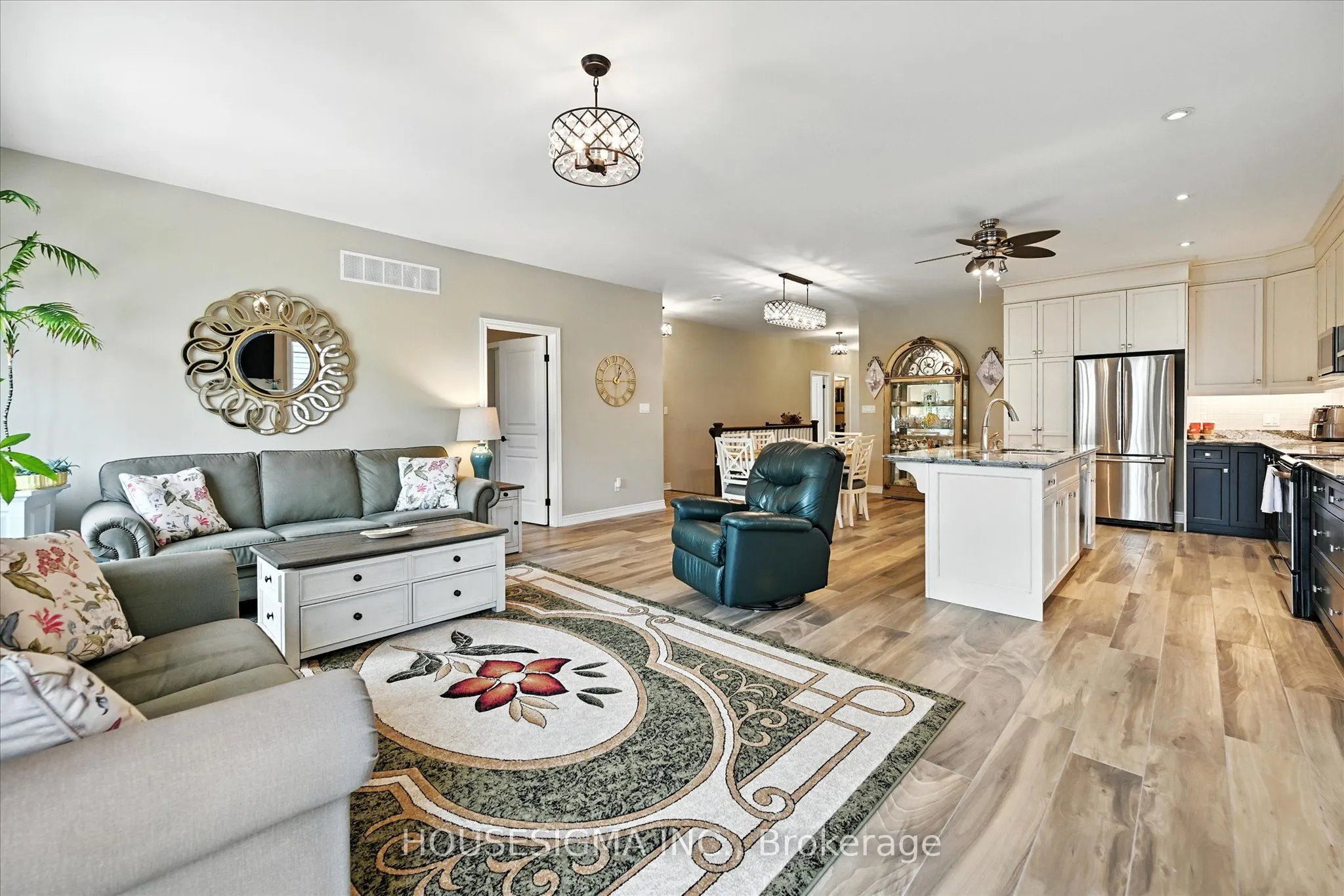 104 Anastasia Boulevard