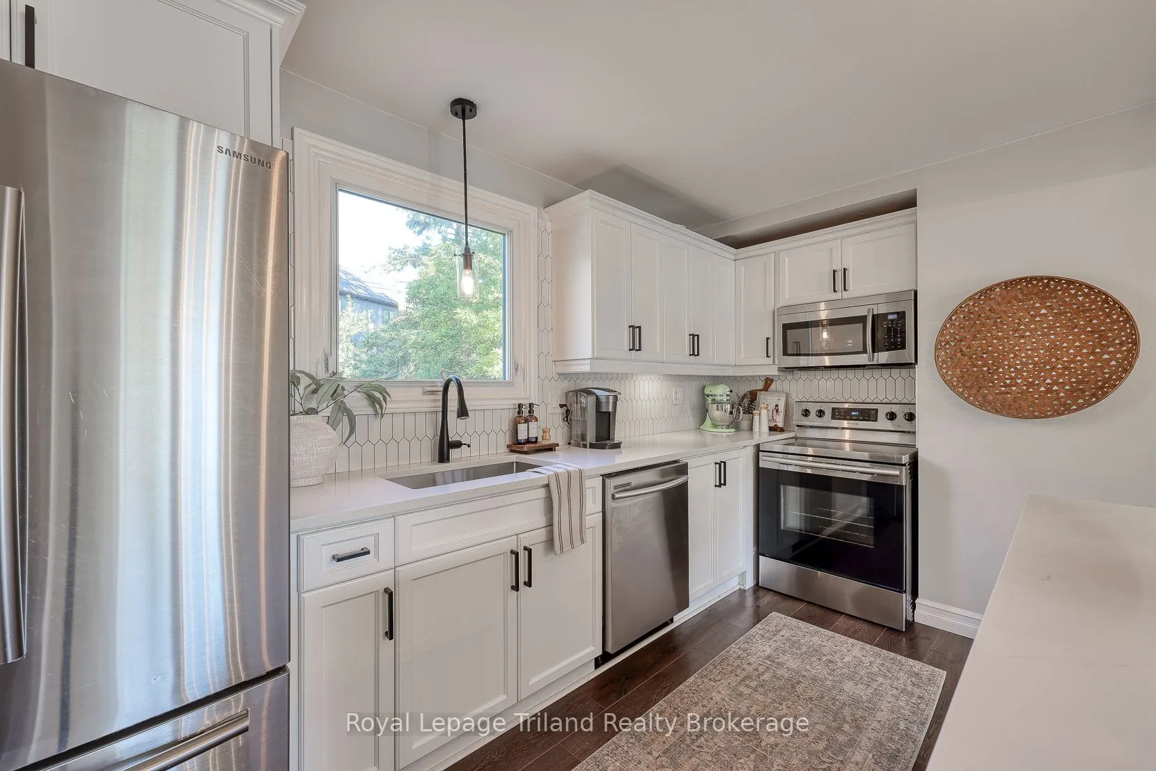 1 Brickwood Boulevard
