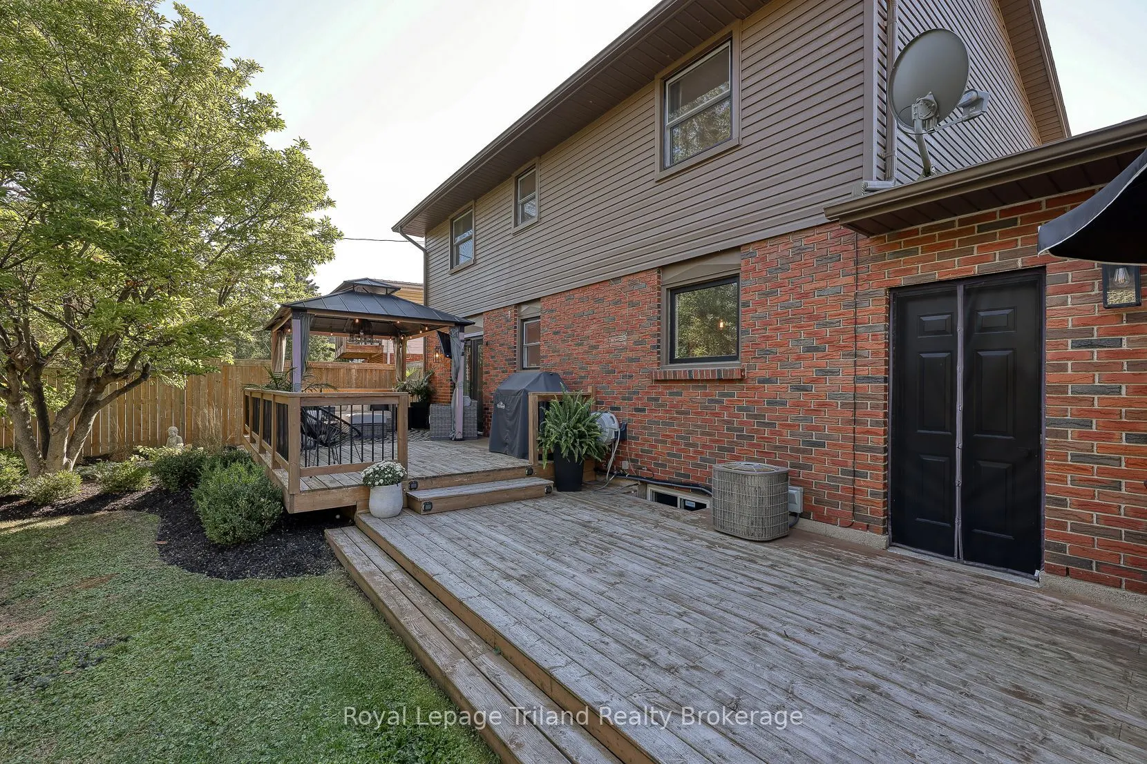 1 Brickwood Boulevard