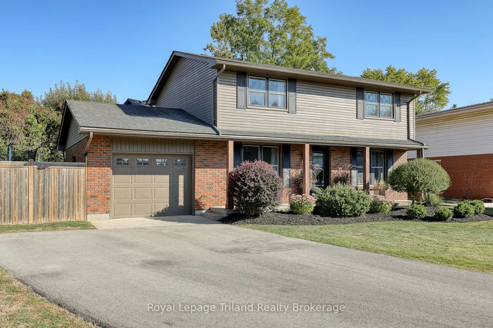 1 Brickwood Boulevard