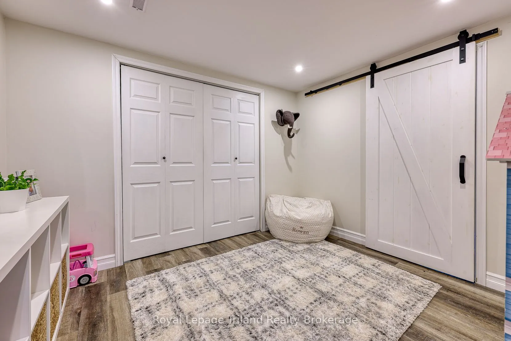 1 Brickwood Boulevard