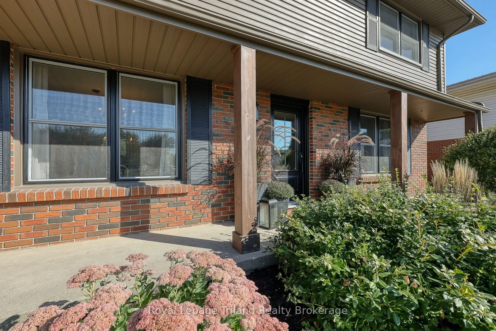 1 Brickwood Boulevard