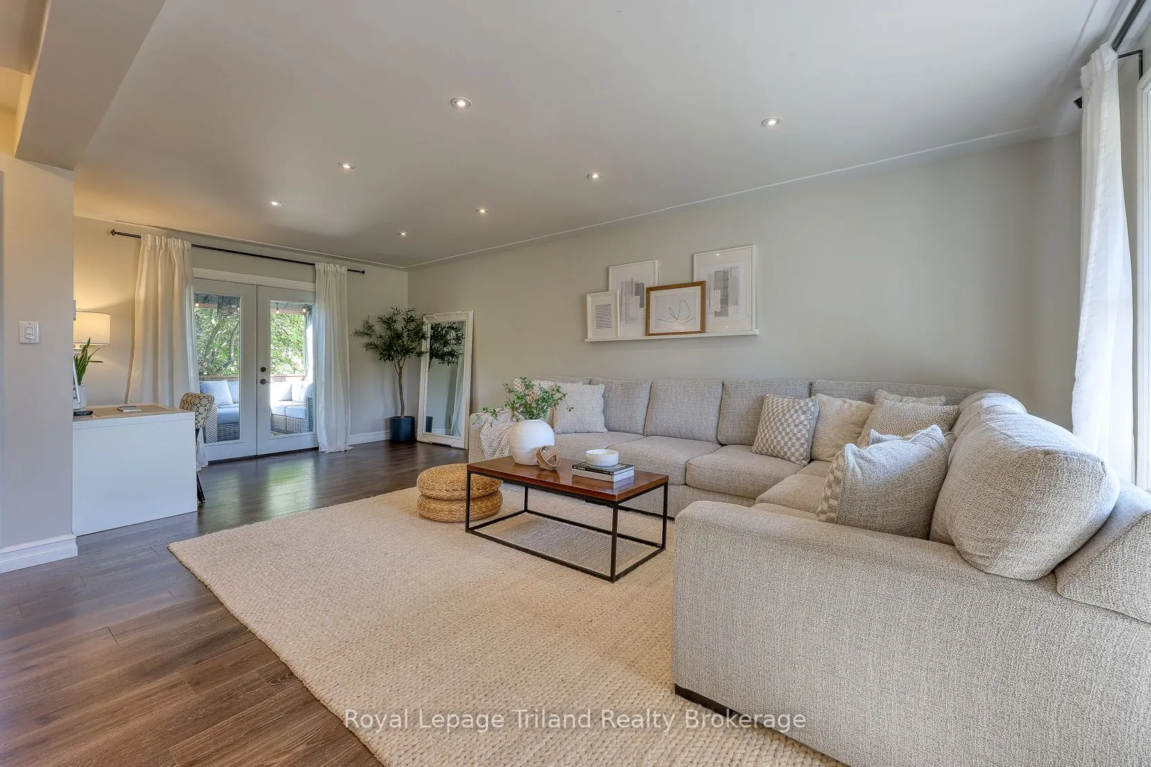 1 Brickwood Boulevard