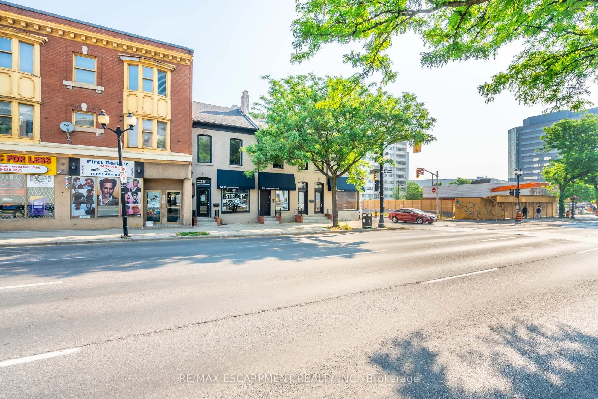 216-220 King Street W