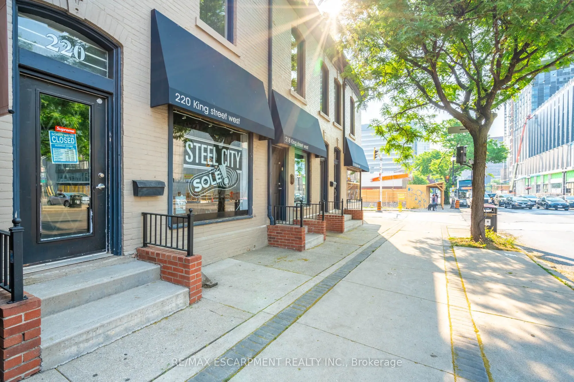 216-220 King Street W