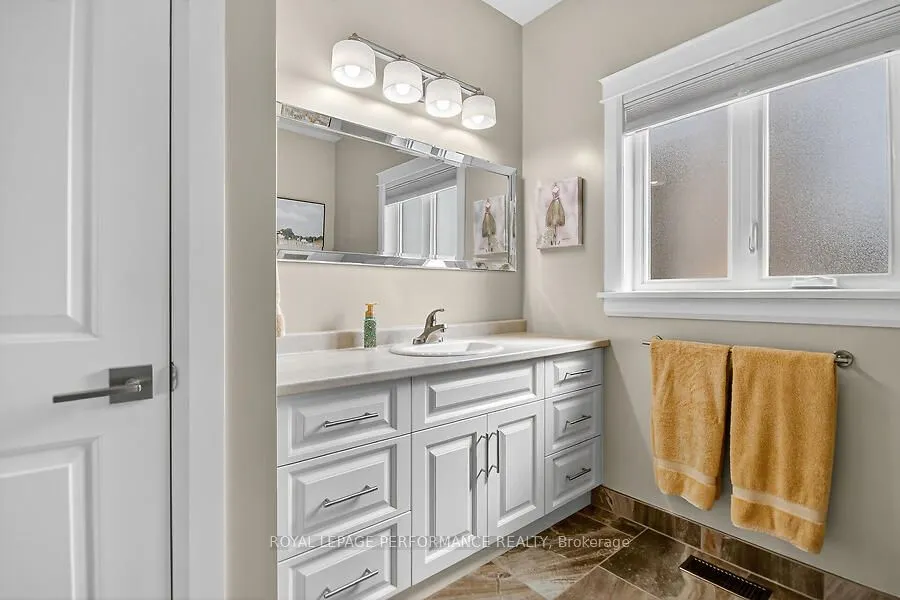 136 Sheppard Avenue
