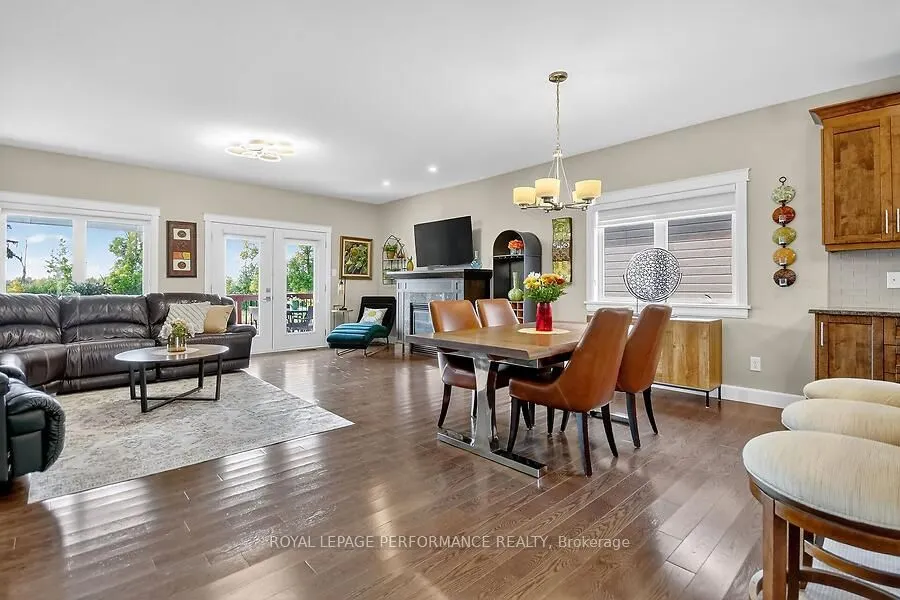 136 Sheppard Avenue