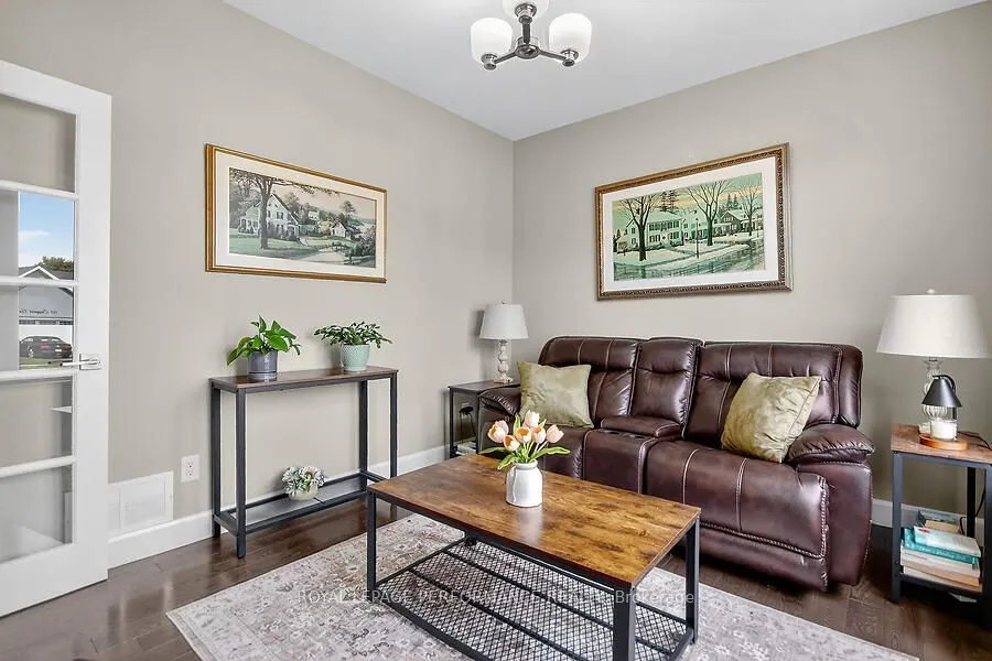 136 Sheppard Avenue