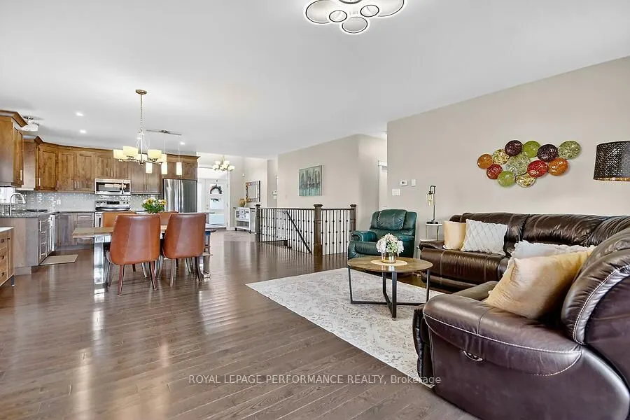 136 Sheppard Avenue