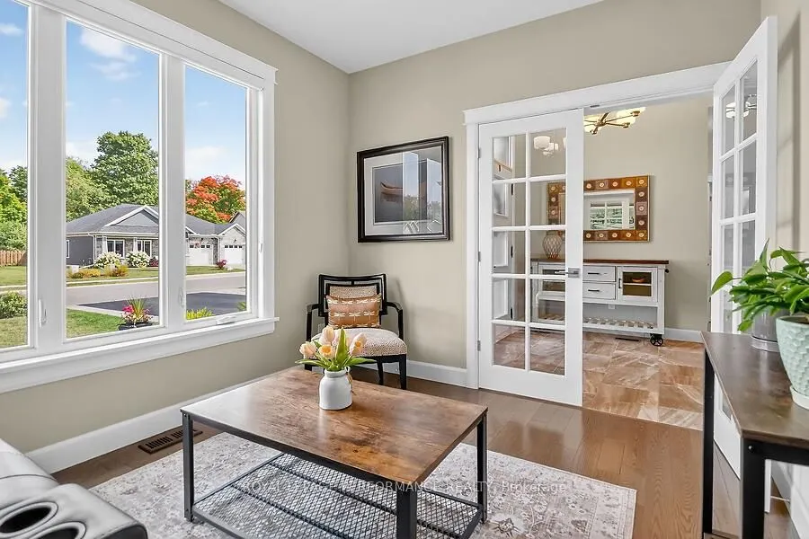 136 Sheppard Avenue