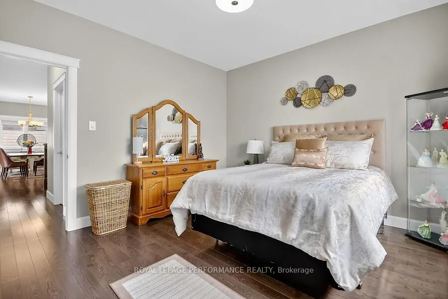 136 Sheppard Avenue