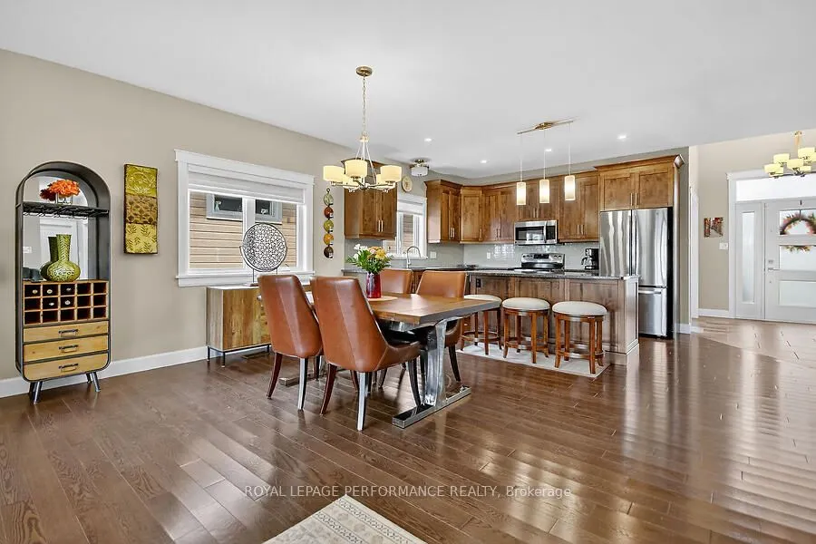 136 Sheppard Avenue