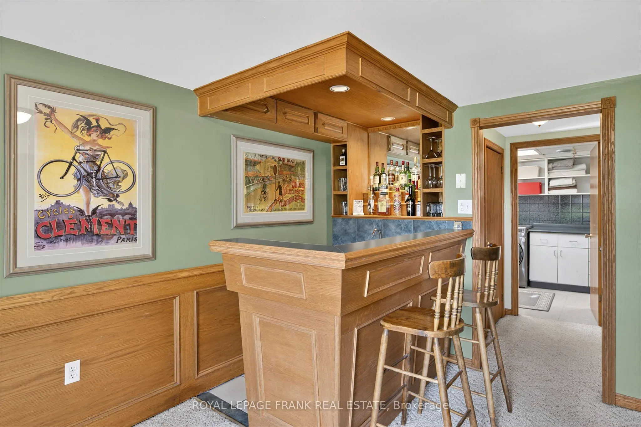 948 Golfview Road
