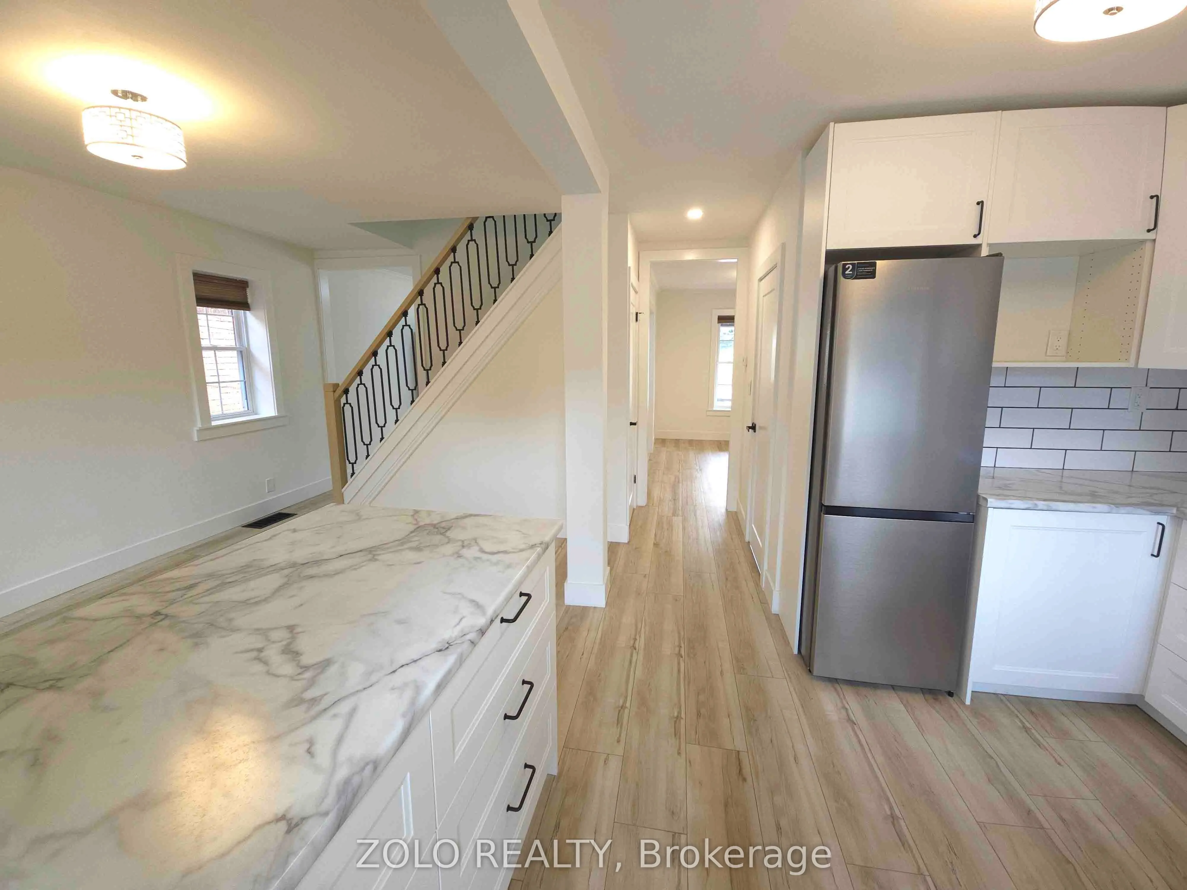1504 King Street E