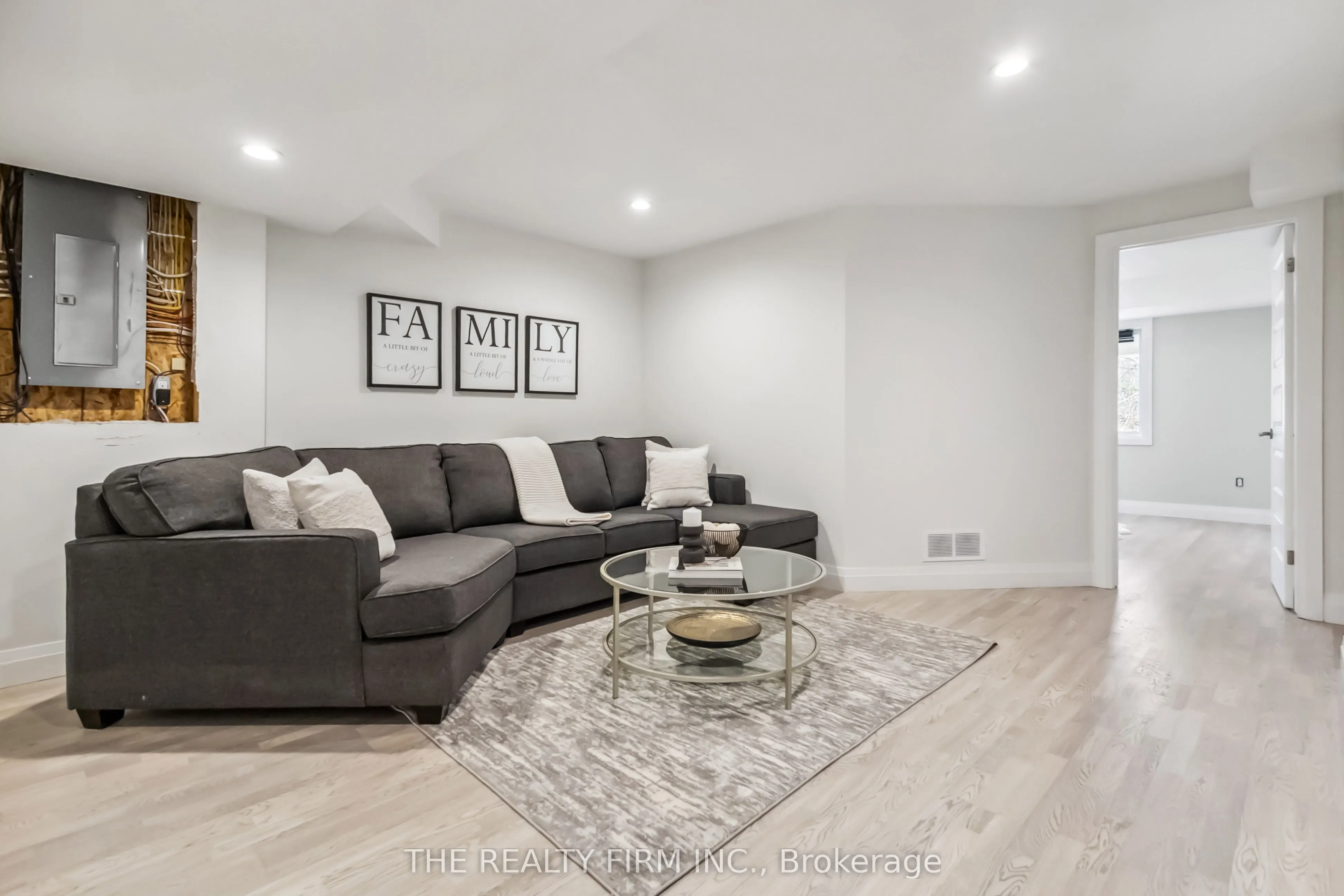 727 Apricot Drive, #3