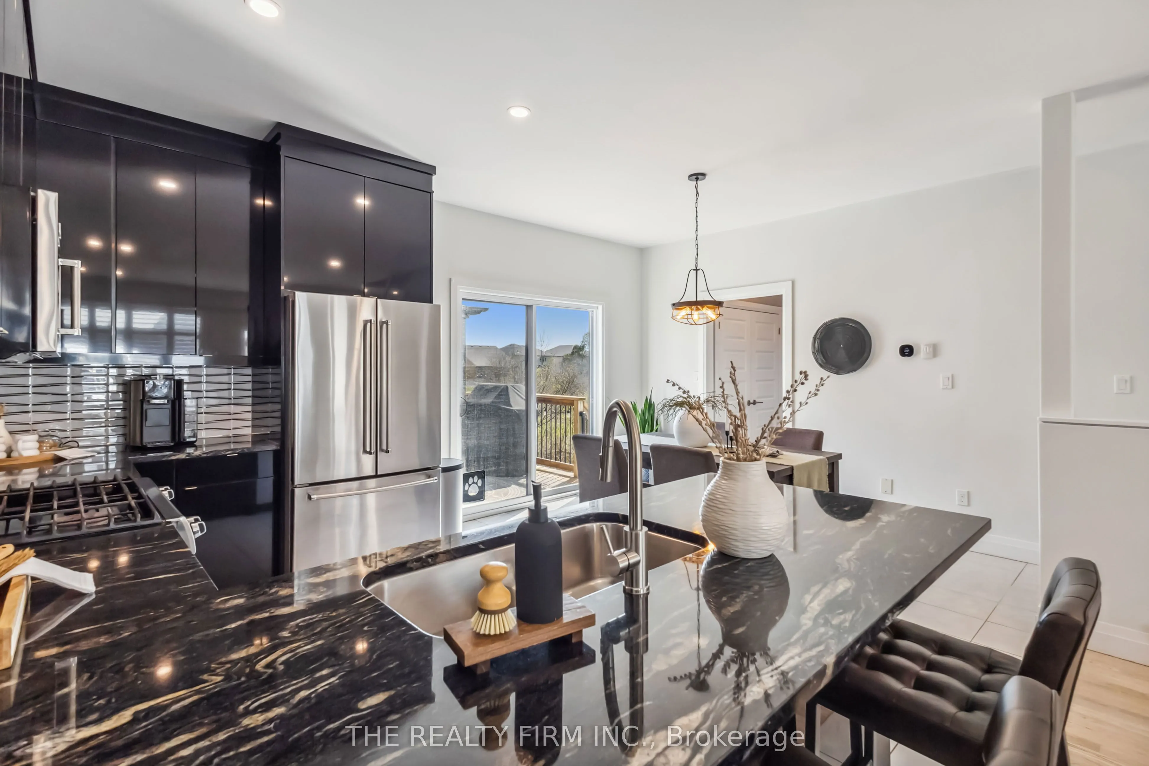 727 Apricot Drive, #3