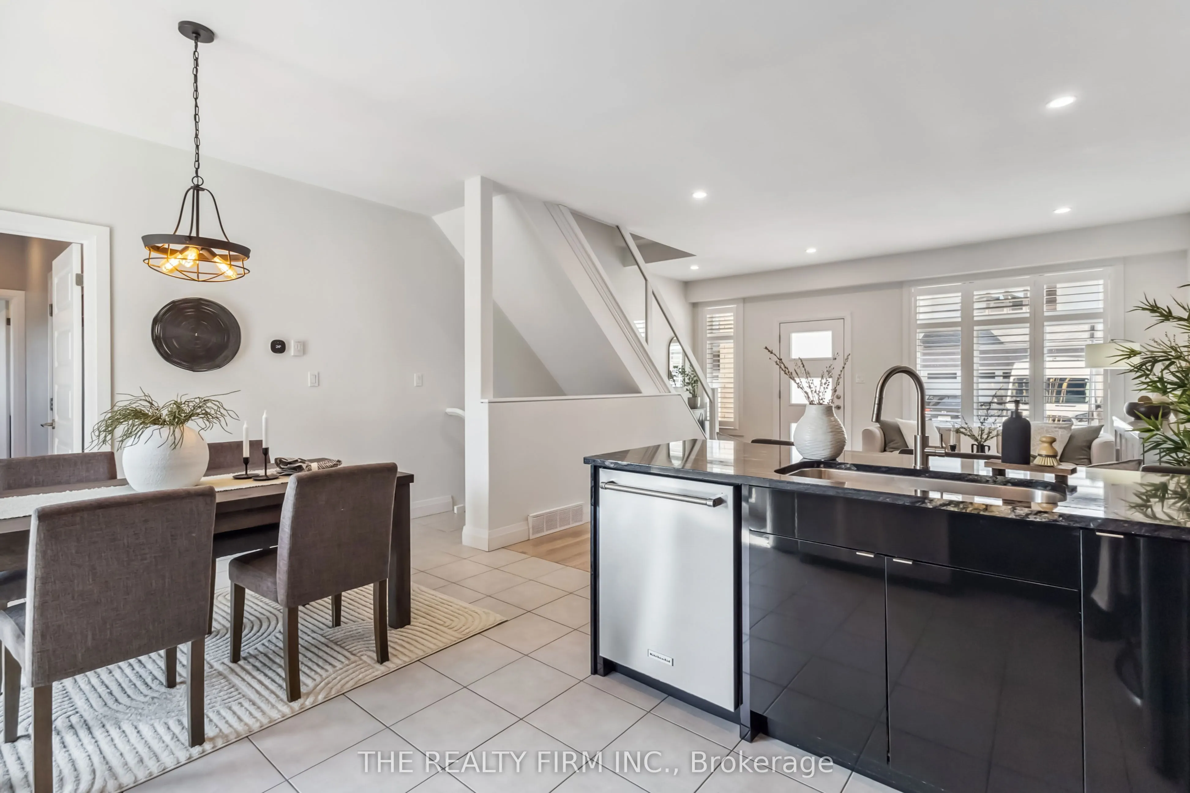 727 Apricot Drive, #3