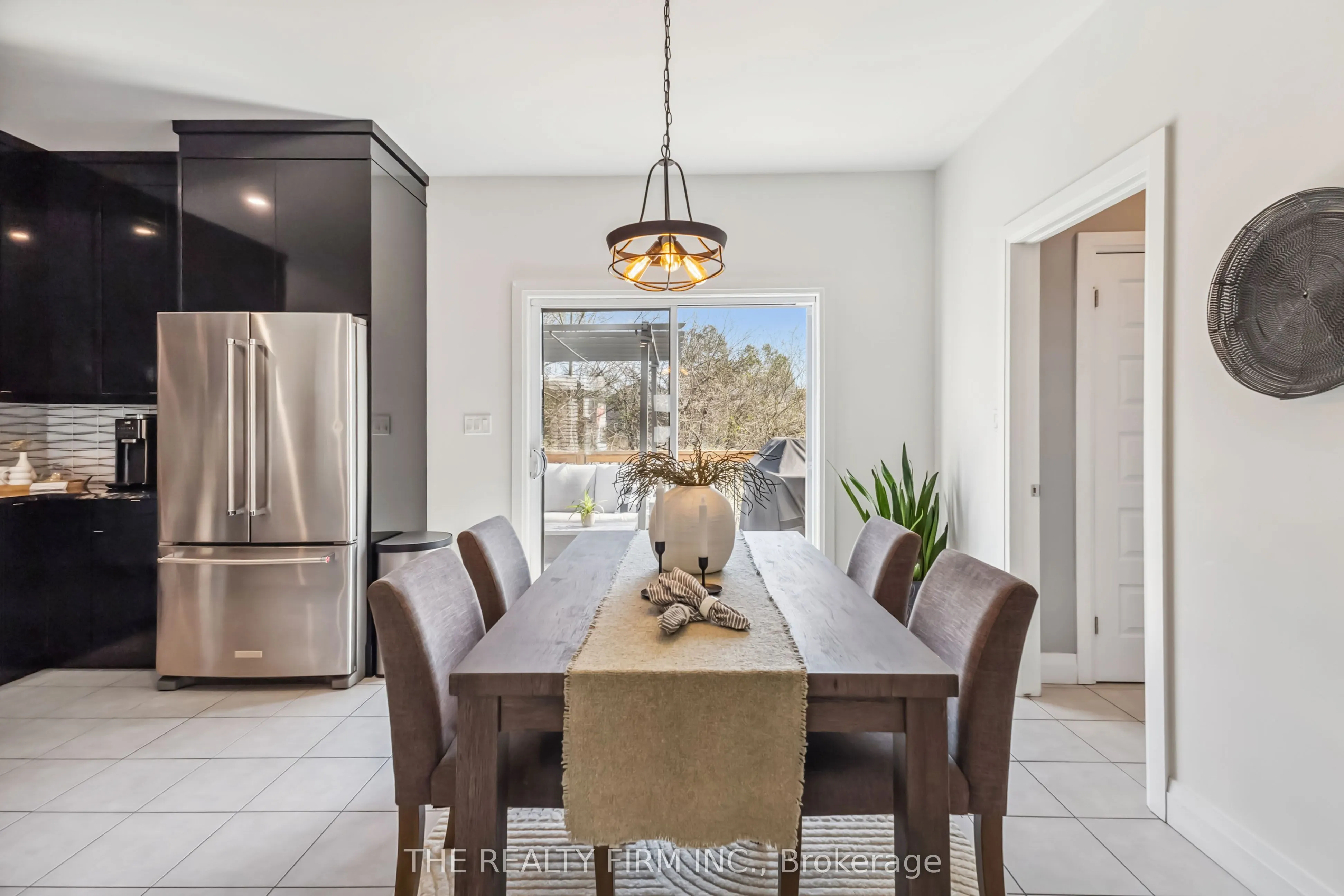 727 Apricot Drive, #3
