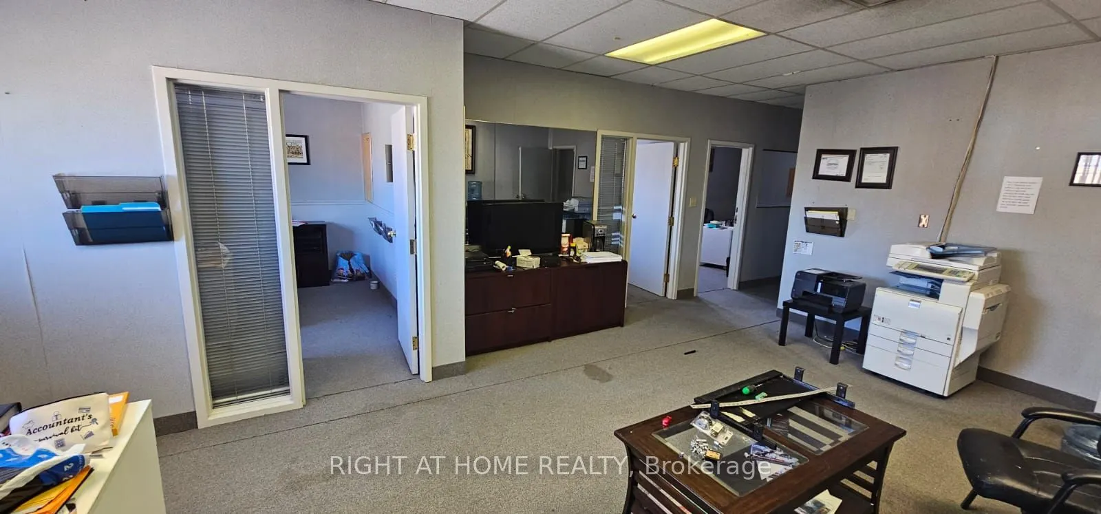 555 YORK Street, #203